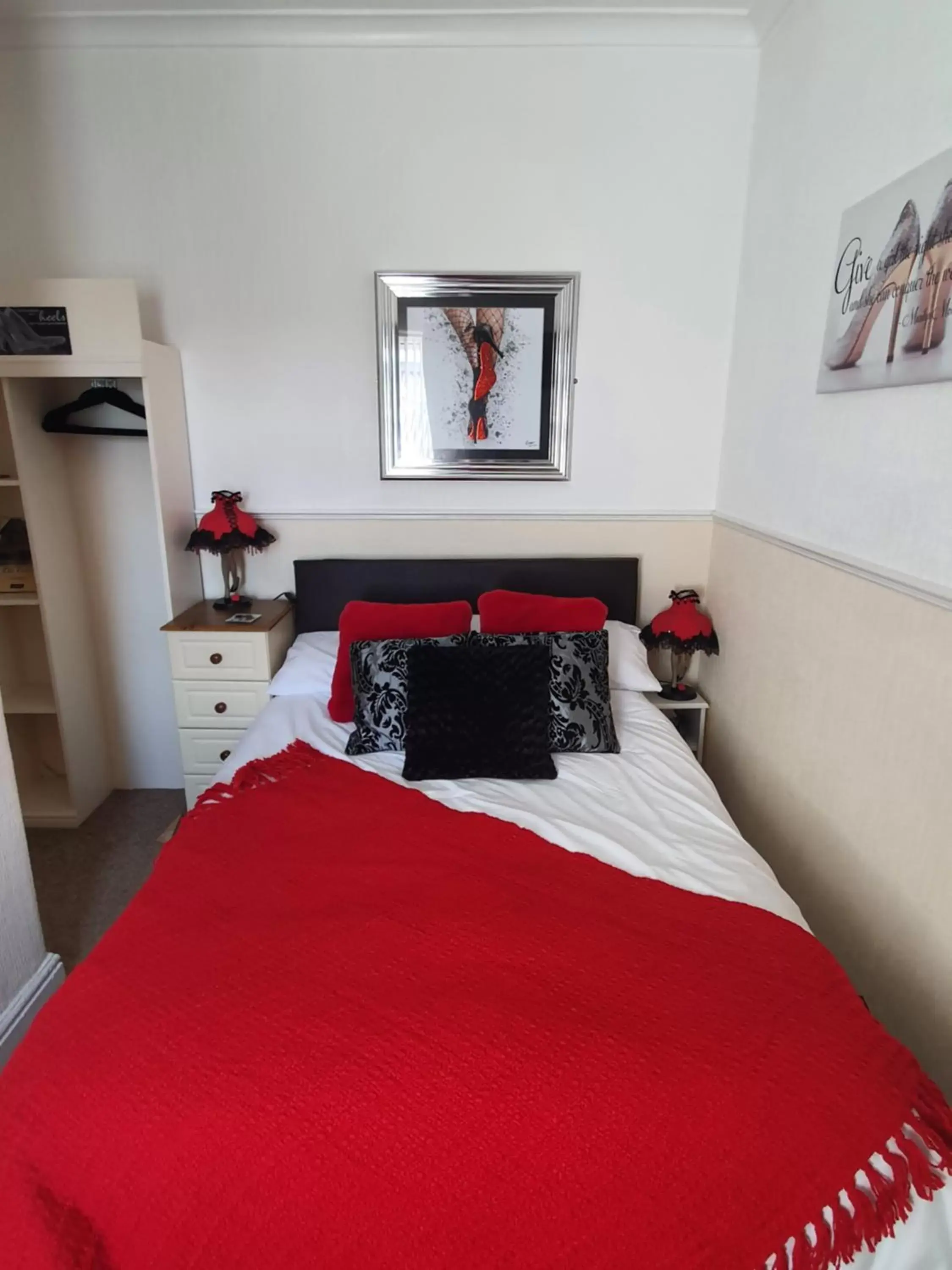 Double Room - First Floor in The Dudley Hotel Double Room - First Floor in The Dudley Hotel