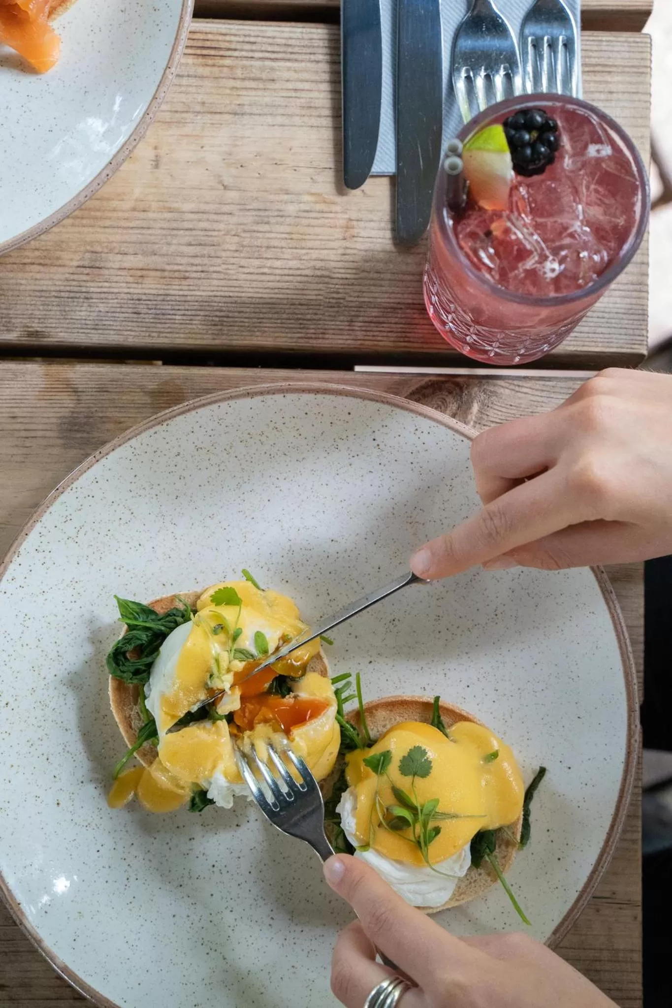 Breakfast in The Bridge