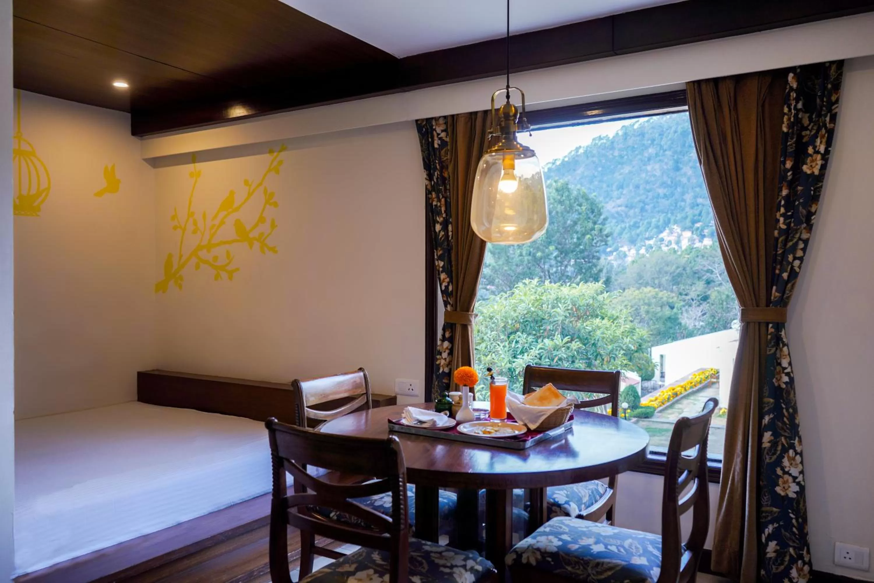 Dining area, Bed in Country Inn Nature Resort Bhimtal