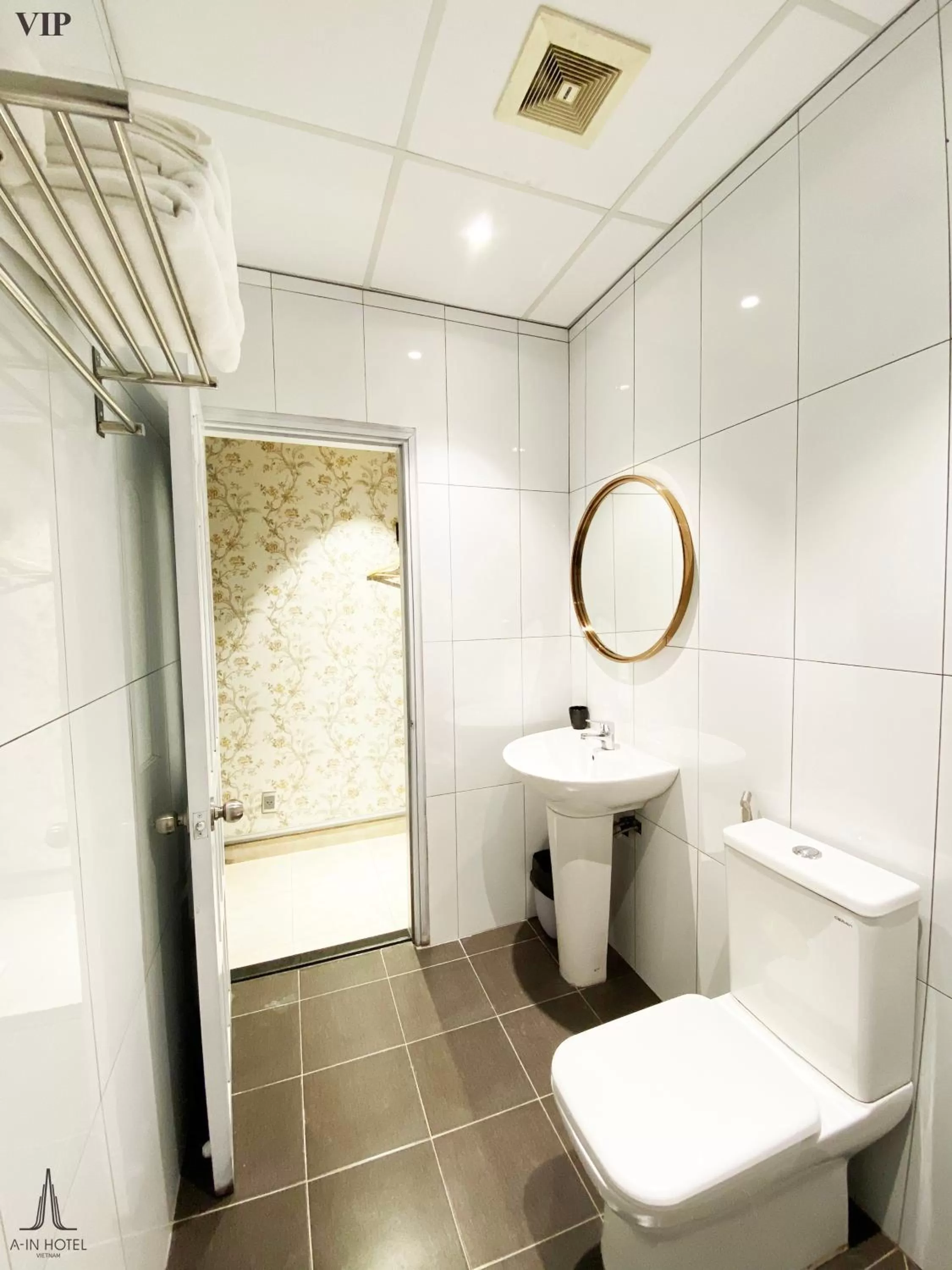 Toilet in A In Hotel Del Luna