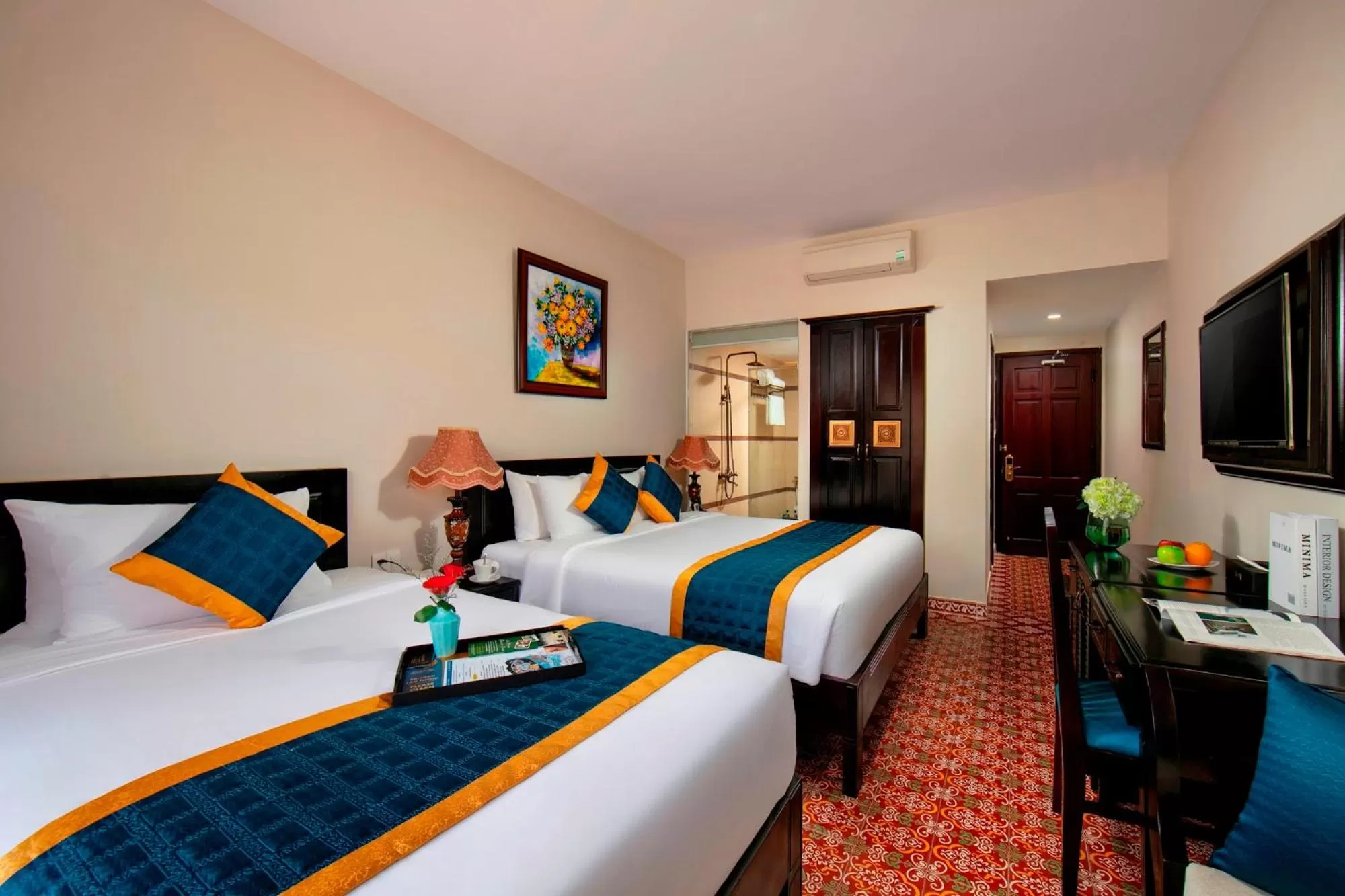 Bed in La Charm Hoi An Hotel & Spa