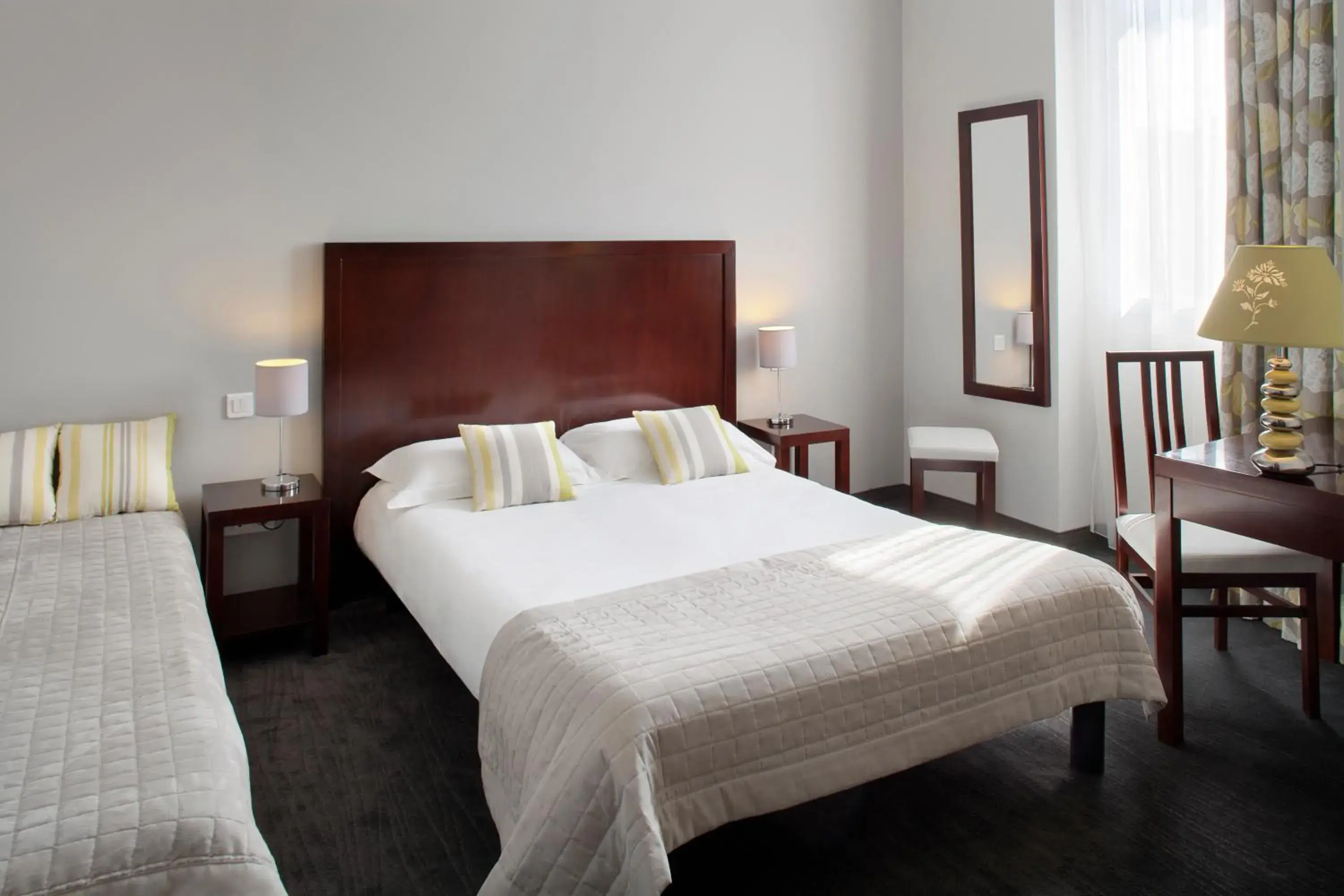 Superior Double Room in Hôtel Relais Acropolis Superior Double Room in Hôtel Relais Acropolis