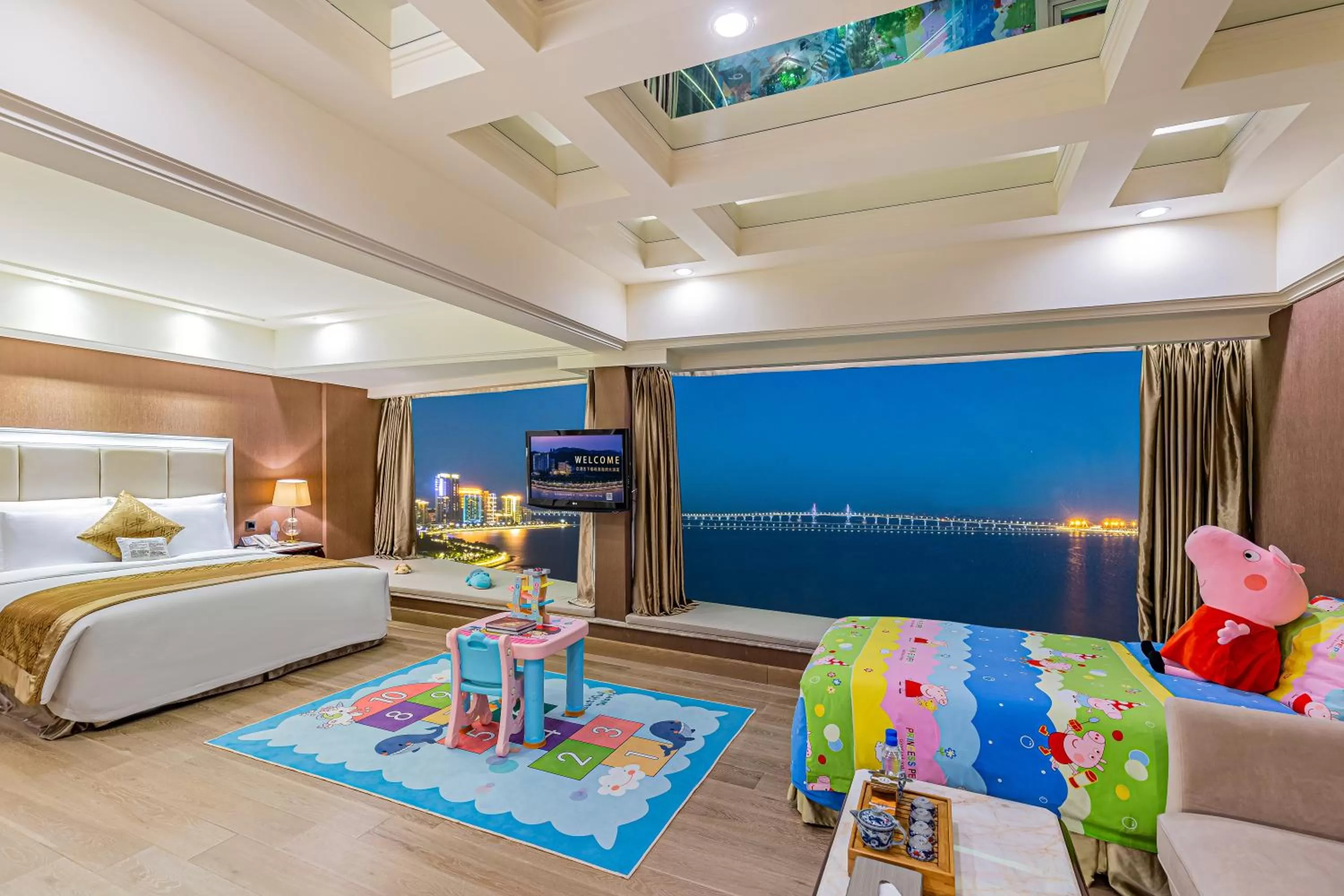 Bed in Grand Bay Hotel Zhuhai