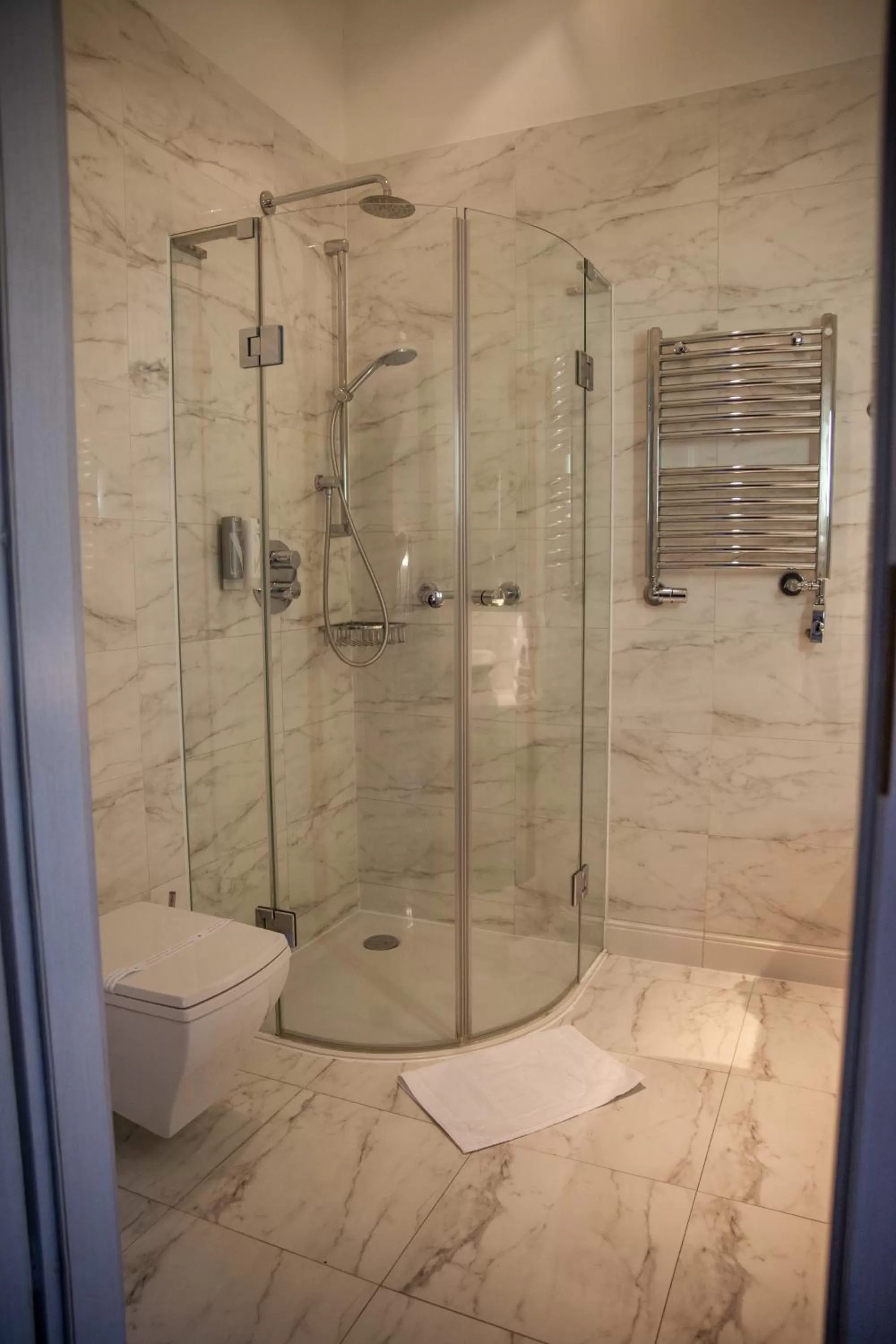 Shower in Hotel Krasicki