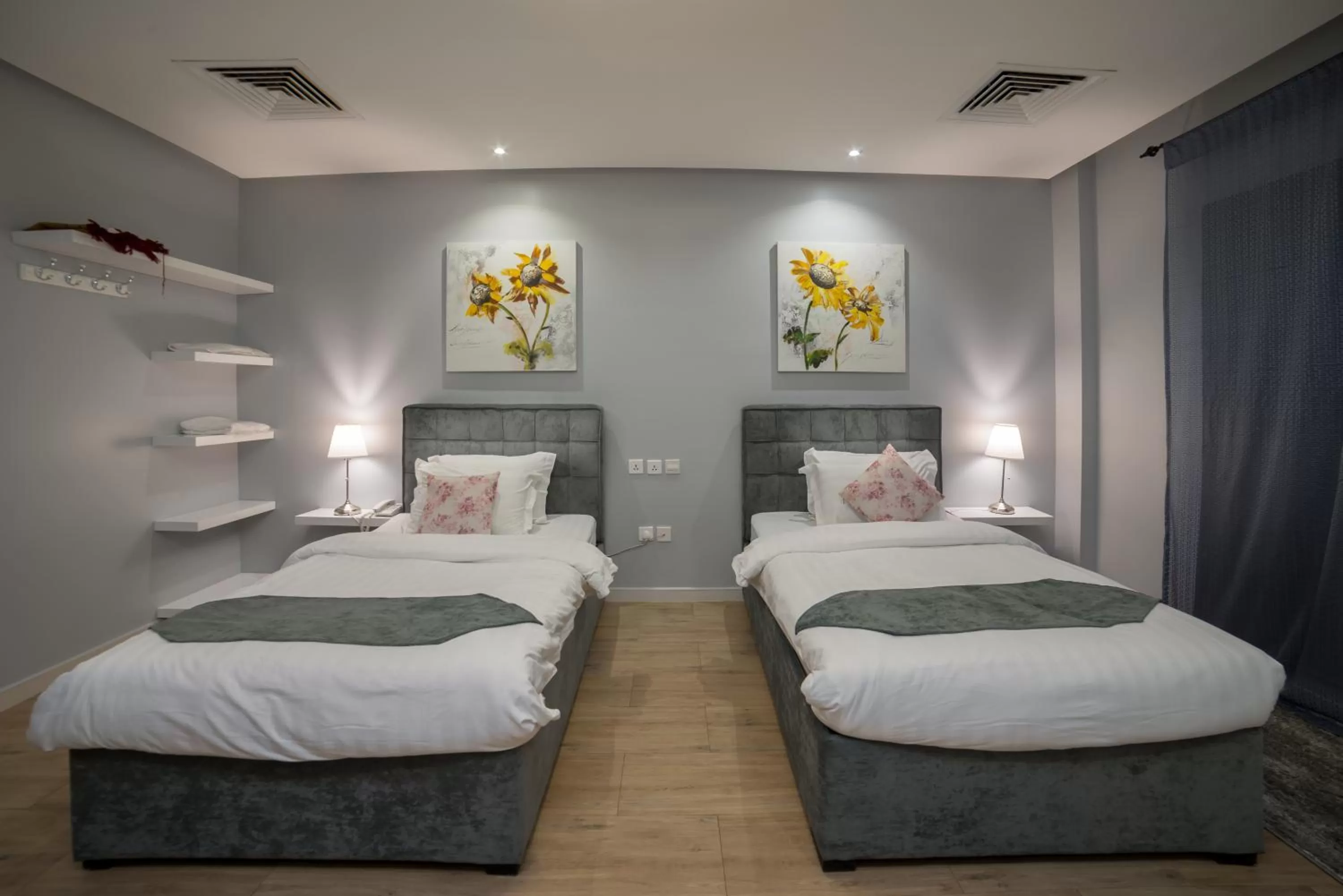 Bedroom, Bed in Golden Garden Al Corniche