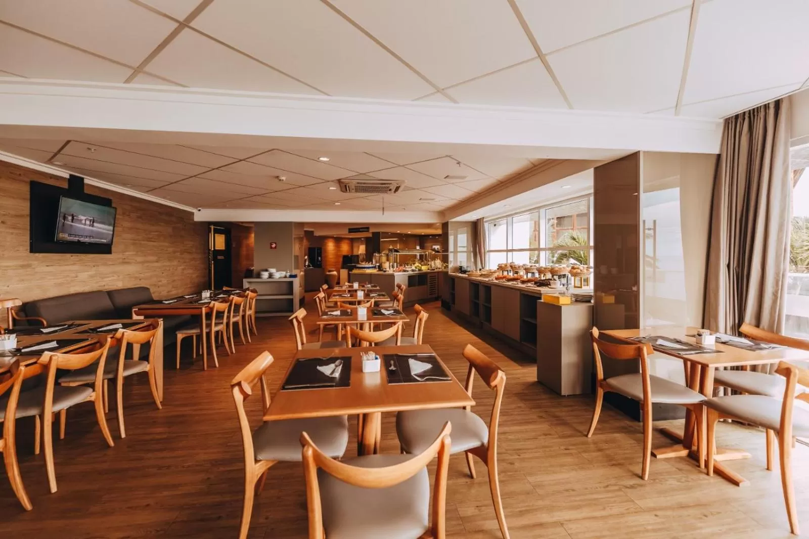 Restaurant/places to eat in Golden Tulip Natal Ponta Negra