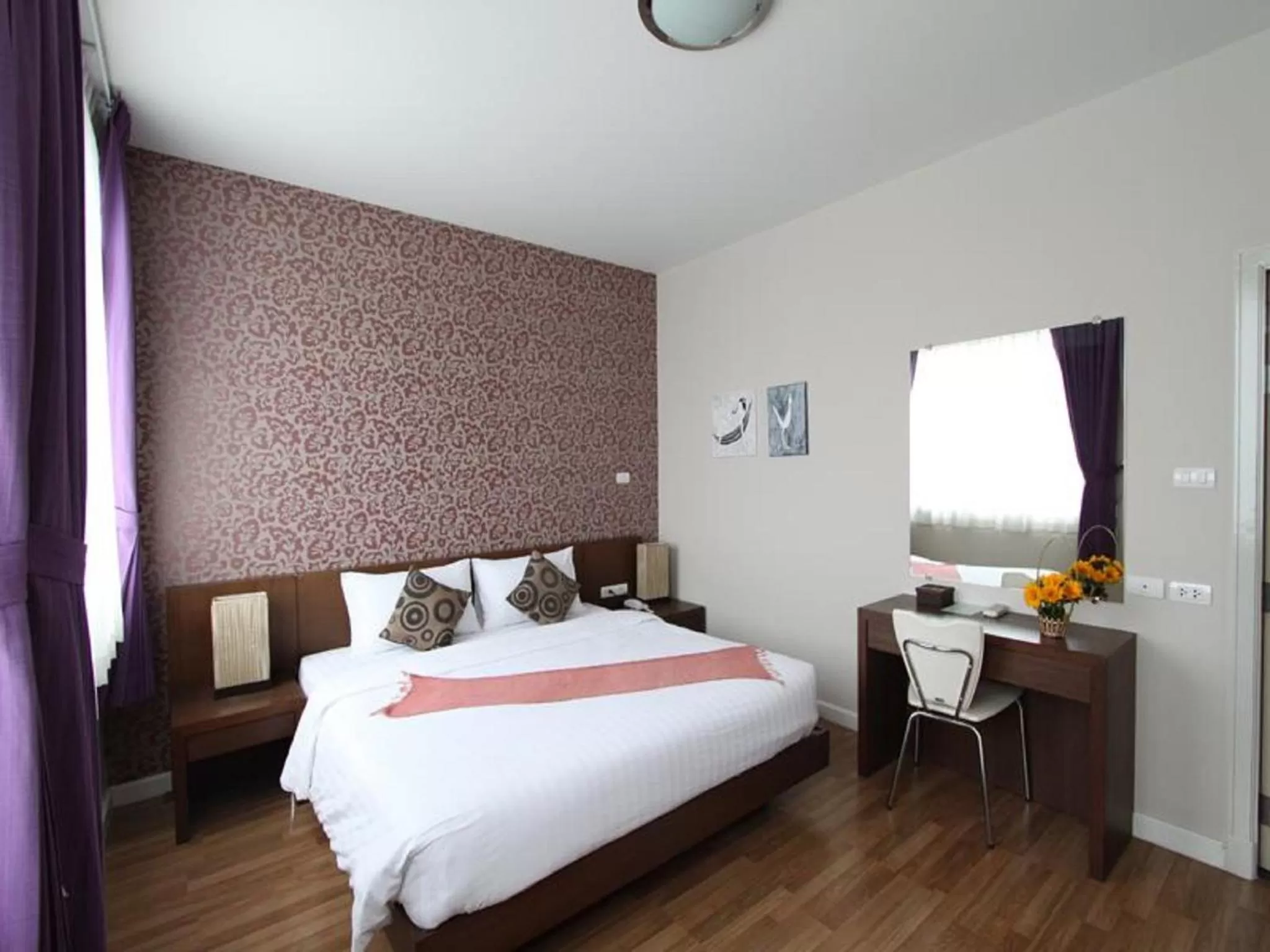 Photo of the whole room, Bed in Baiyoke Ciao Hotel