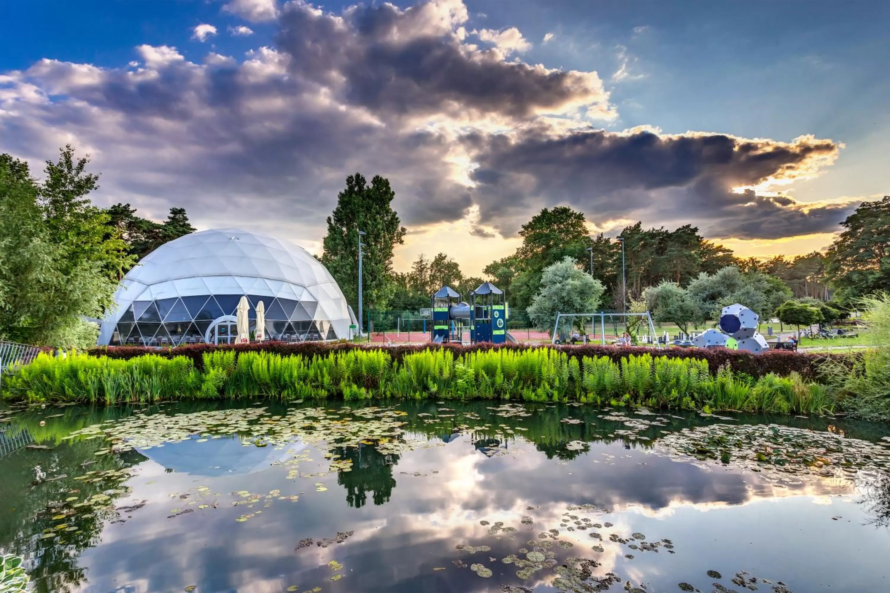 Sunset in Holiday Inn Resort Warsaw Józefów by IHG