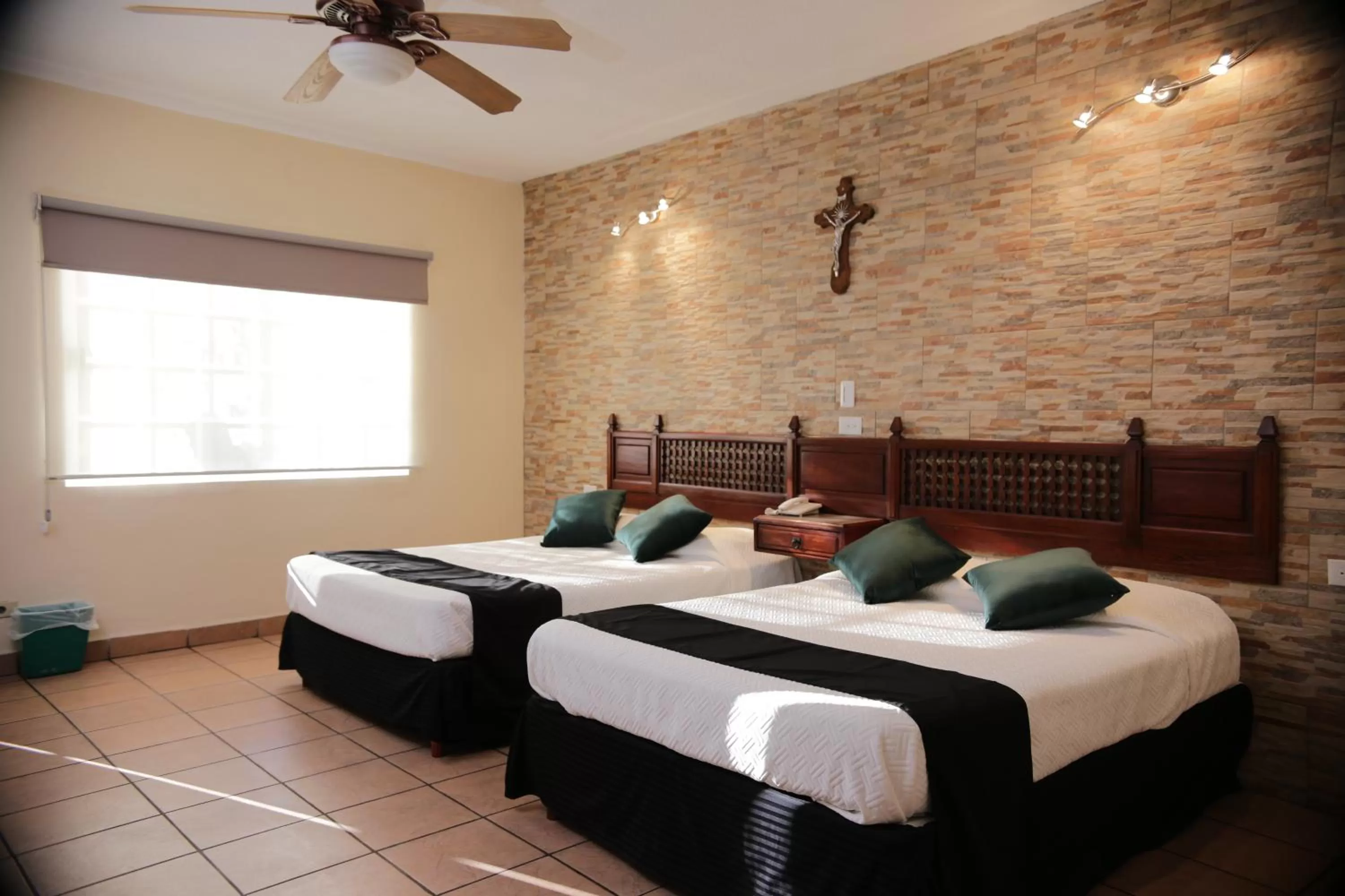 Photo of the whole room, Bed in Hotel Posada Santa Fe Sabinas