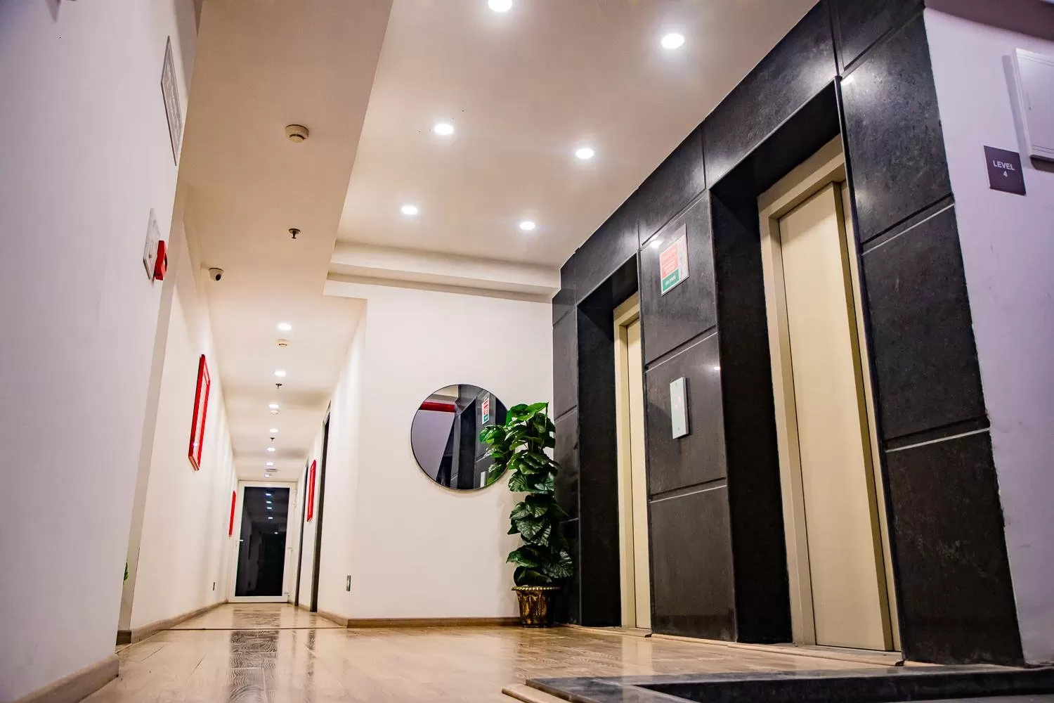 Property building in GoldenKeys Inn