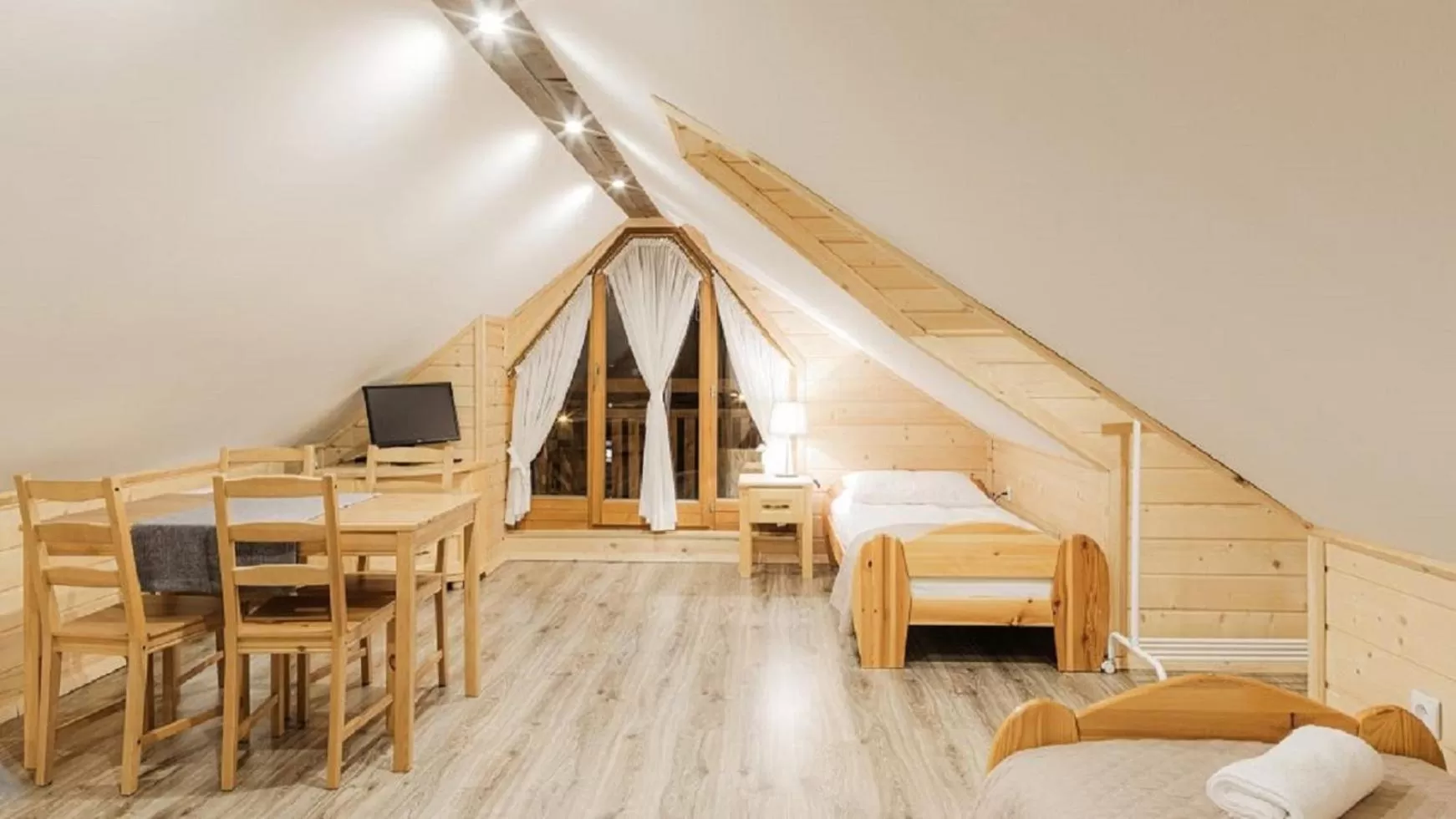 Photo of the whole room, Bed in Chata u Bronka