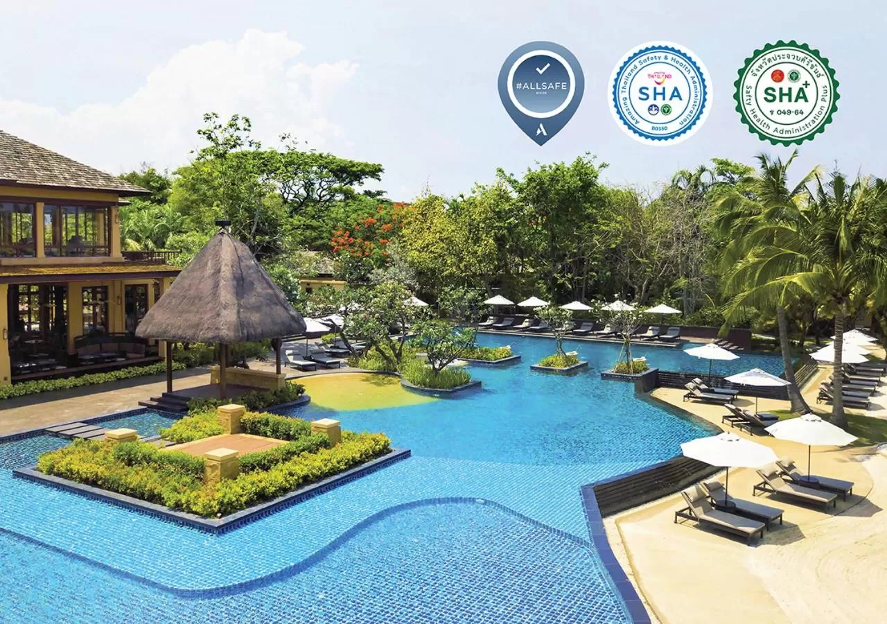 Swimming pool in Mövenpick Asara Resort & Spa Hua Hin