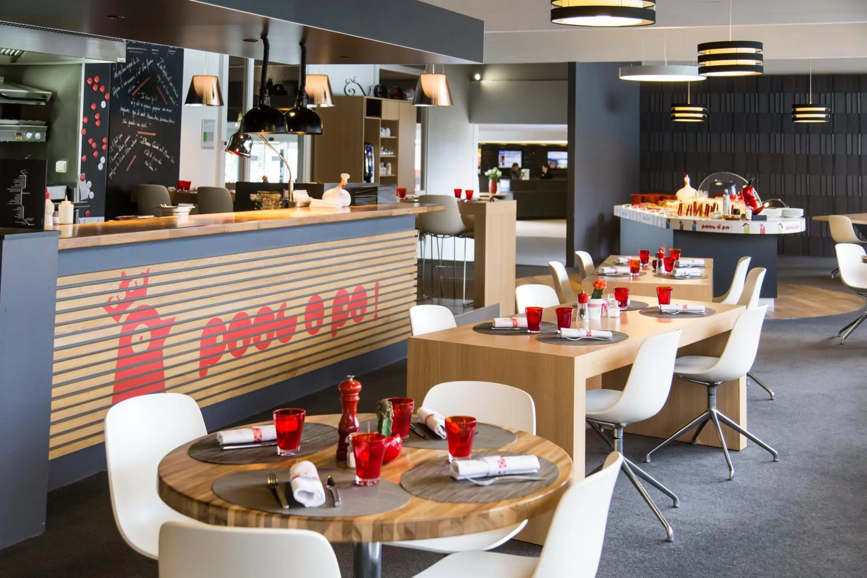 Restaurant/places to eat in Kyriad Montchanin le Creusot