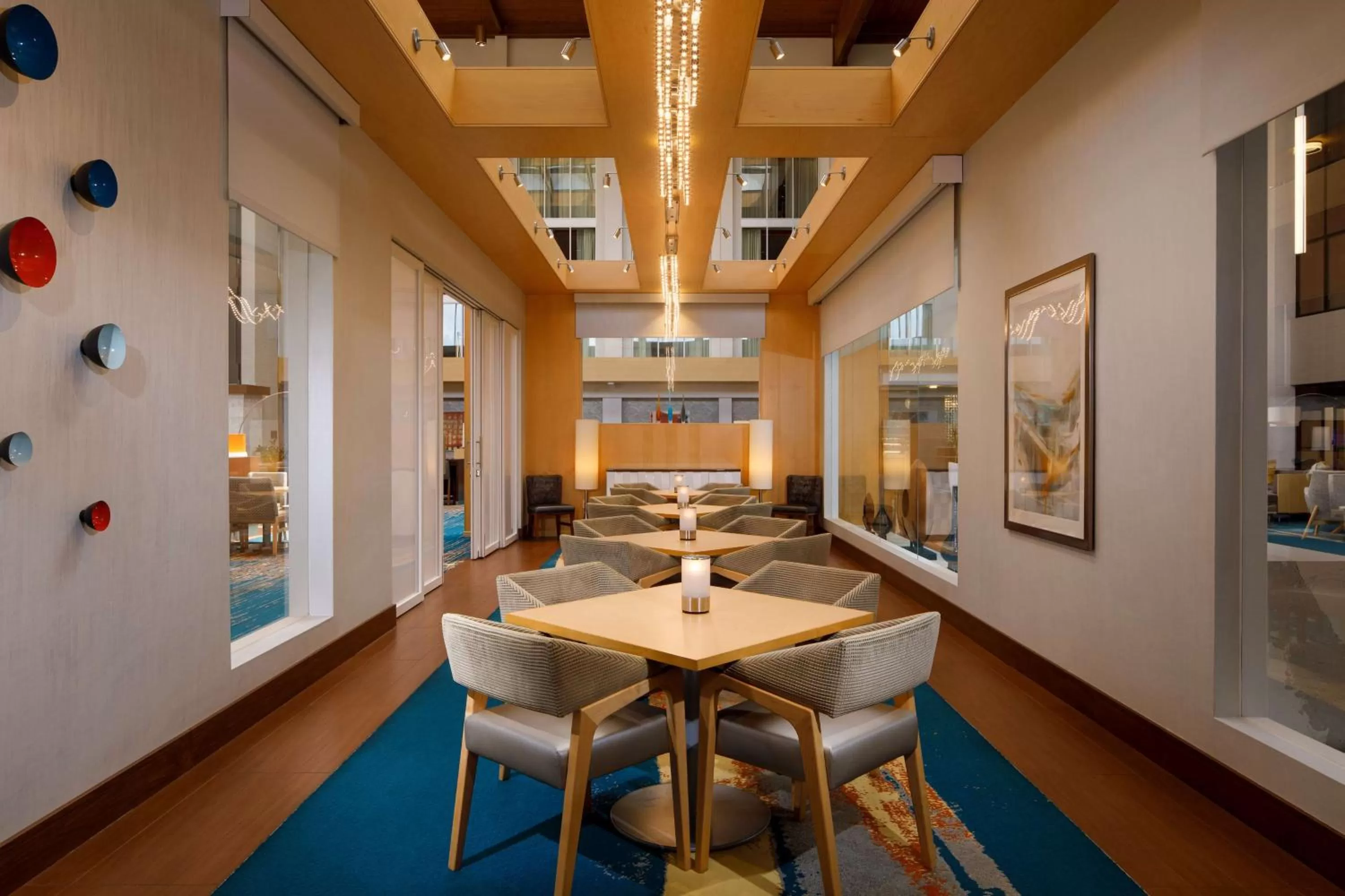 Restaurant/places to eat in DoubleTree by Hilton Pittsburgh - Cranberry