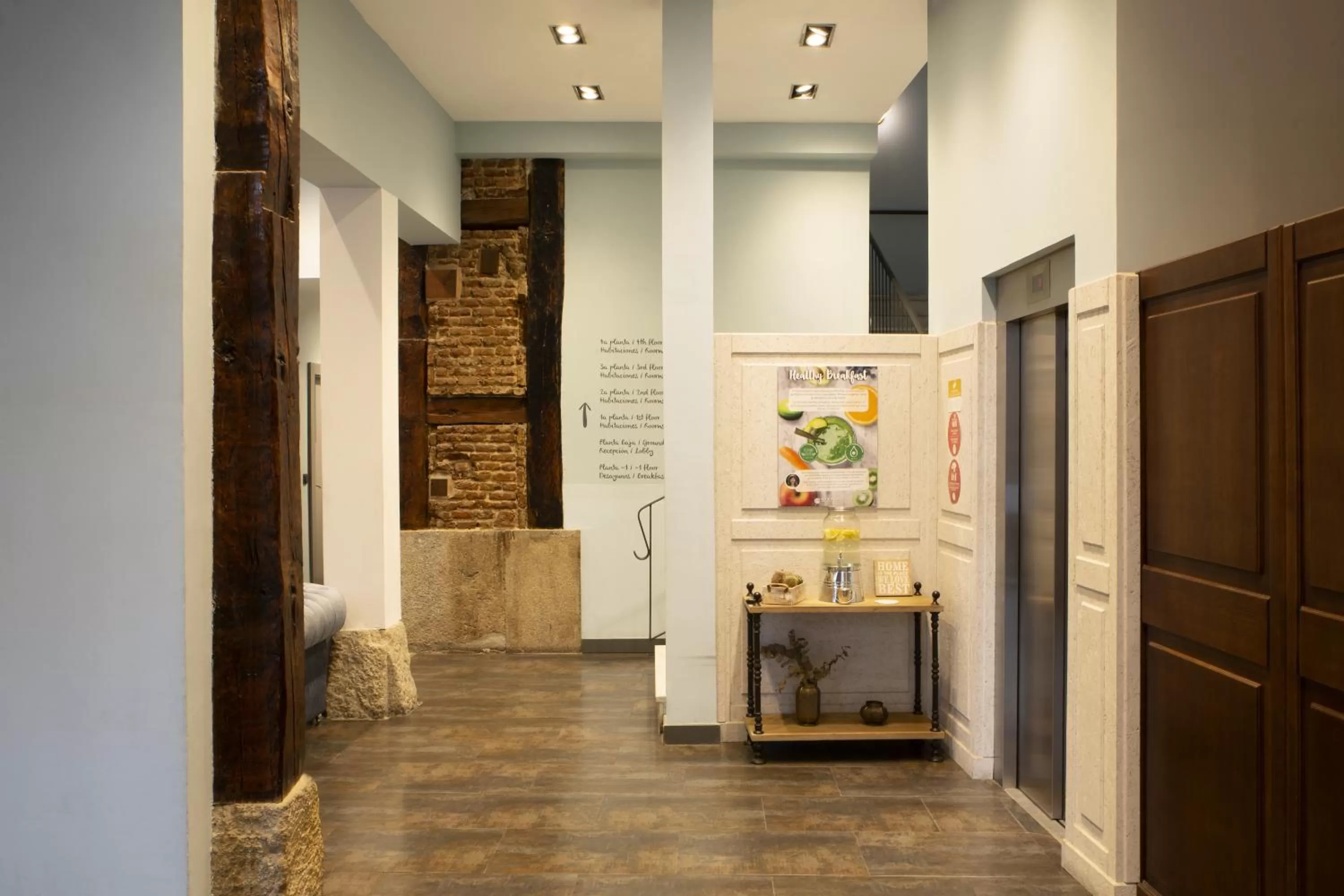 Lobby or reception in Petit Palace Plaza del Carmen