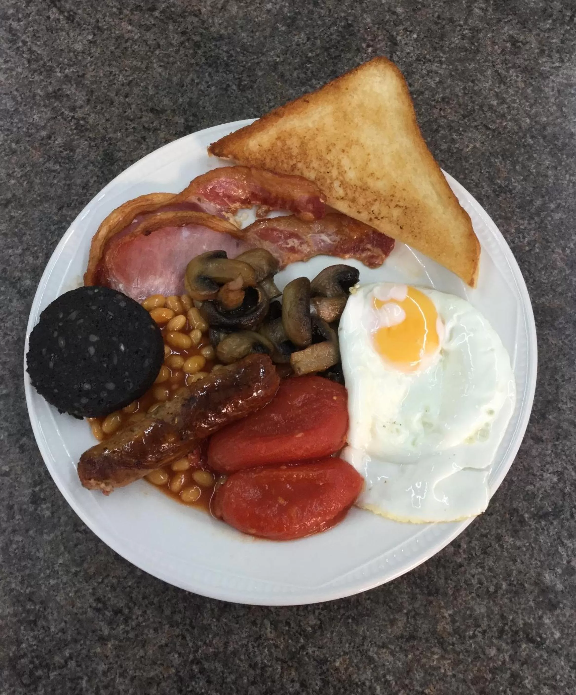 English/Irish breakfast in Clumber House Hotel