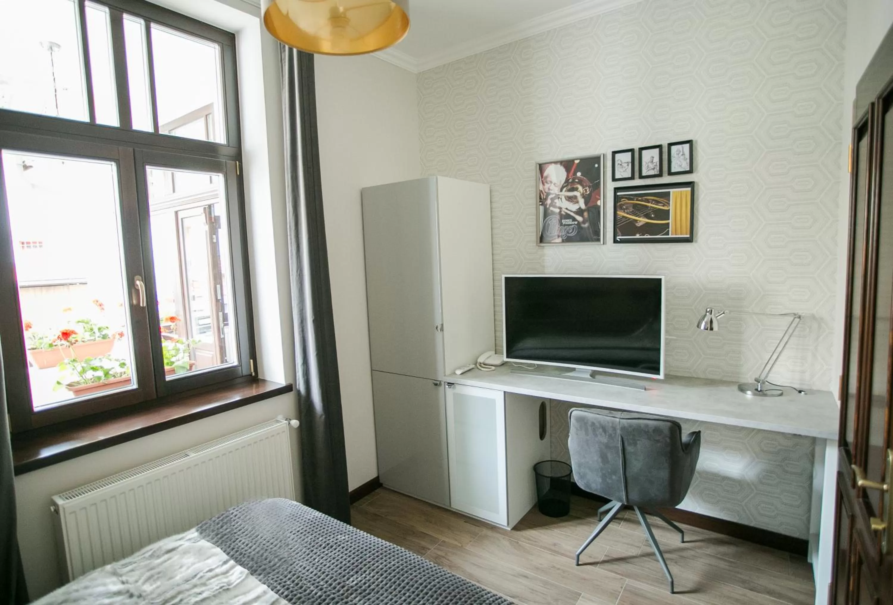 TV and multimedia in Chicago Vendégház