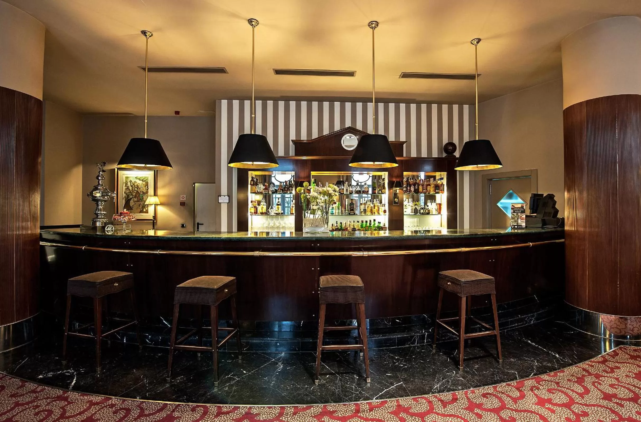 Lounge or bar in Valladolid Recoletos