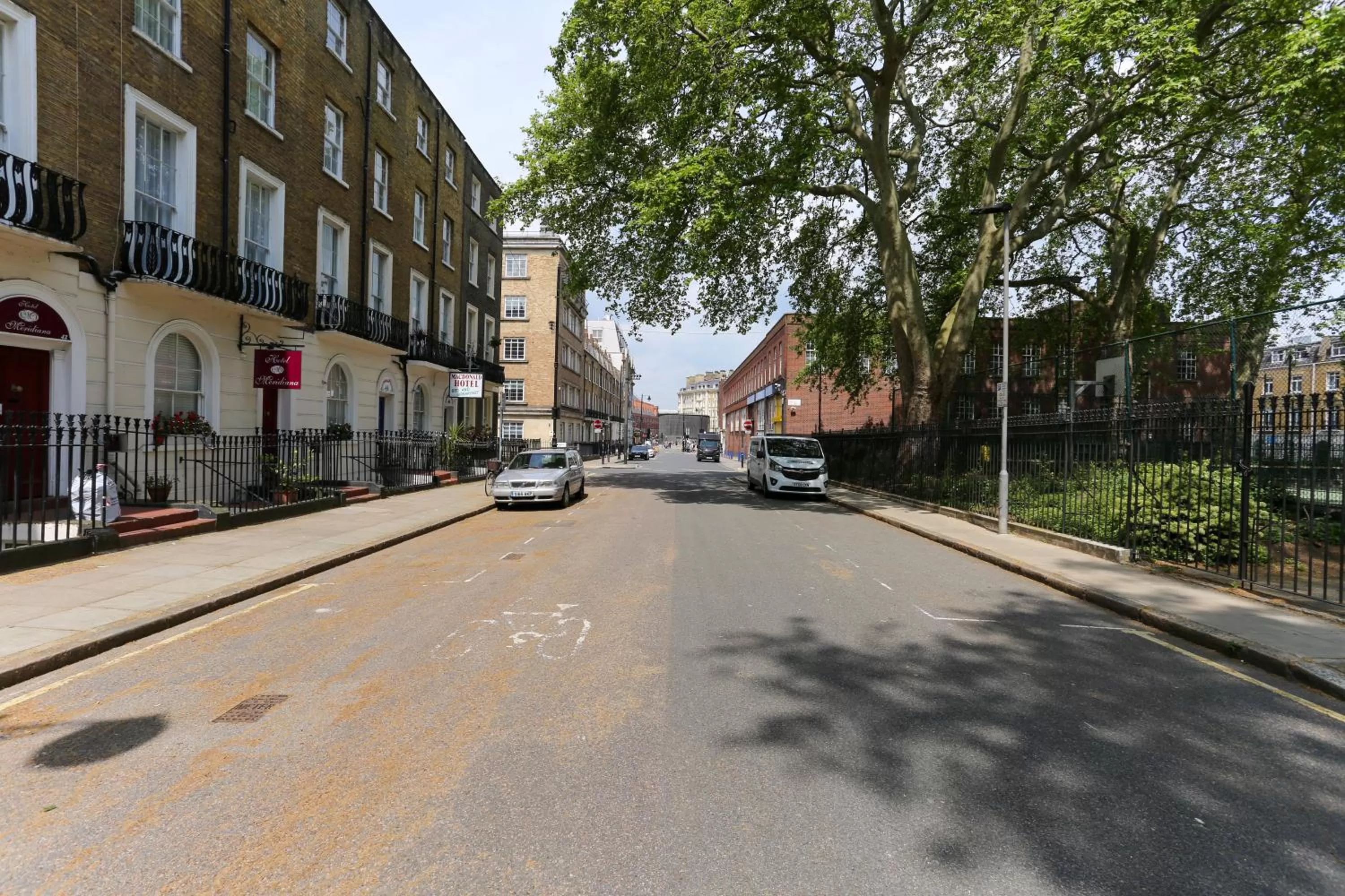 Property building in KX Rooms Kings Cross