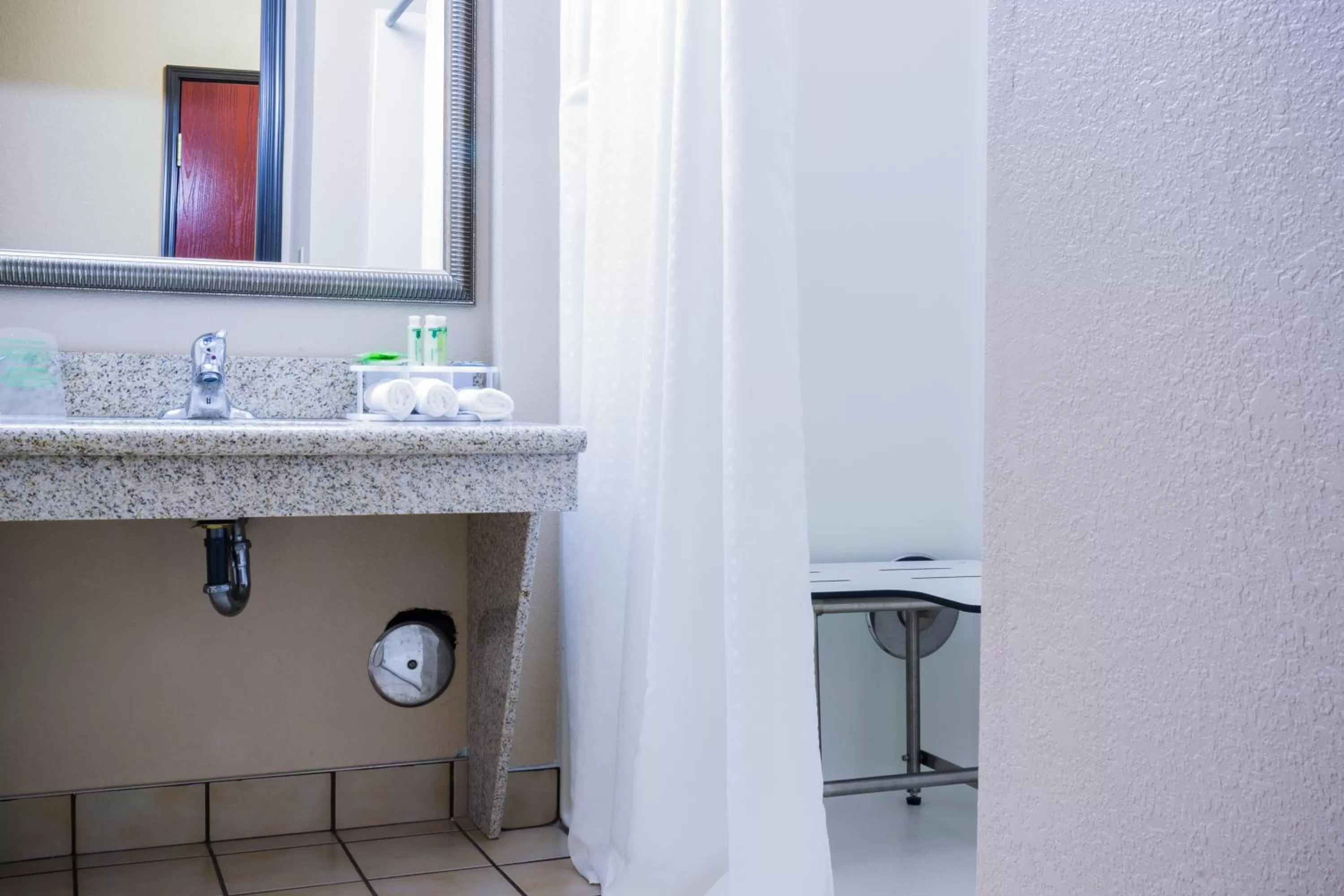 Holiday Inn Express Hotel & Suites Acme-Traverse City by IHG