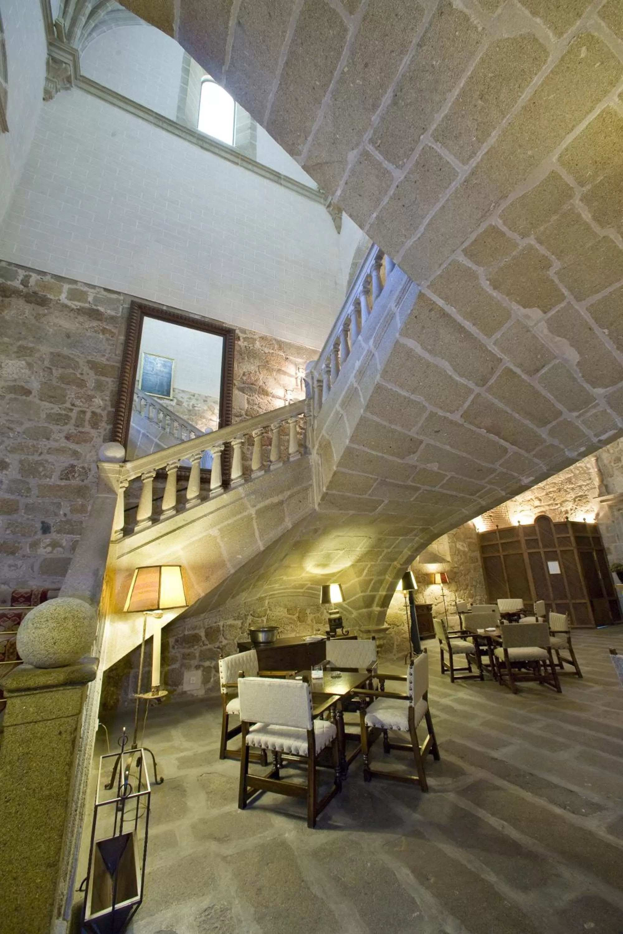 Lounge or bar in Parador de Plasencia