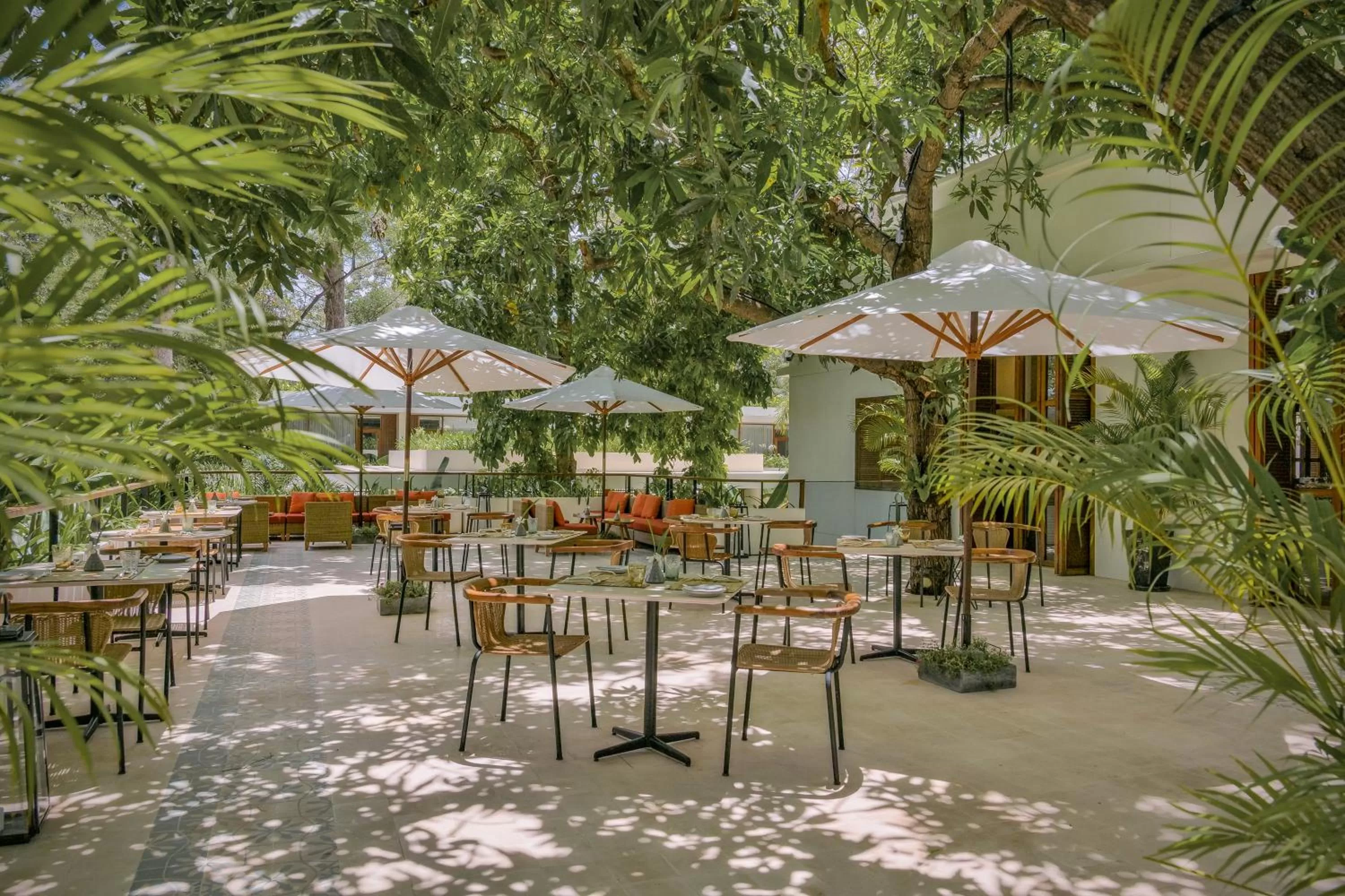 Balcony/Terrace in FCC Angkor by Avani