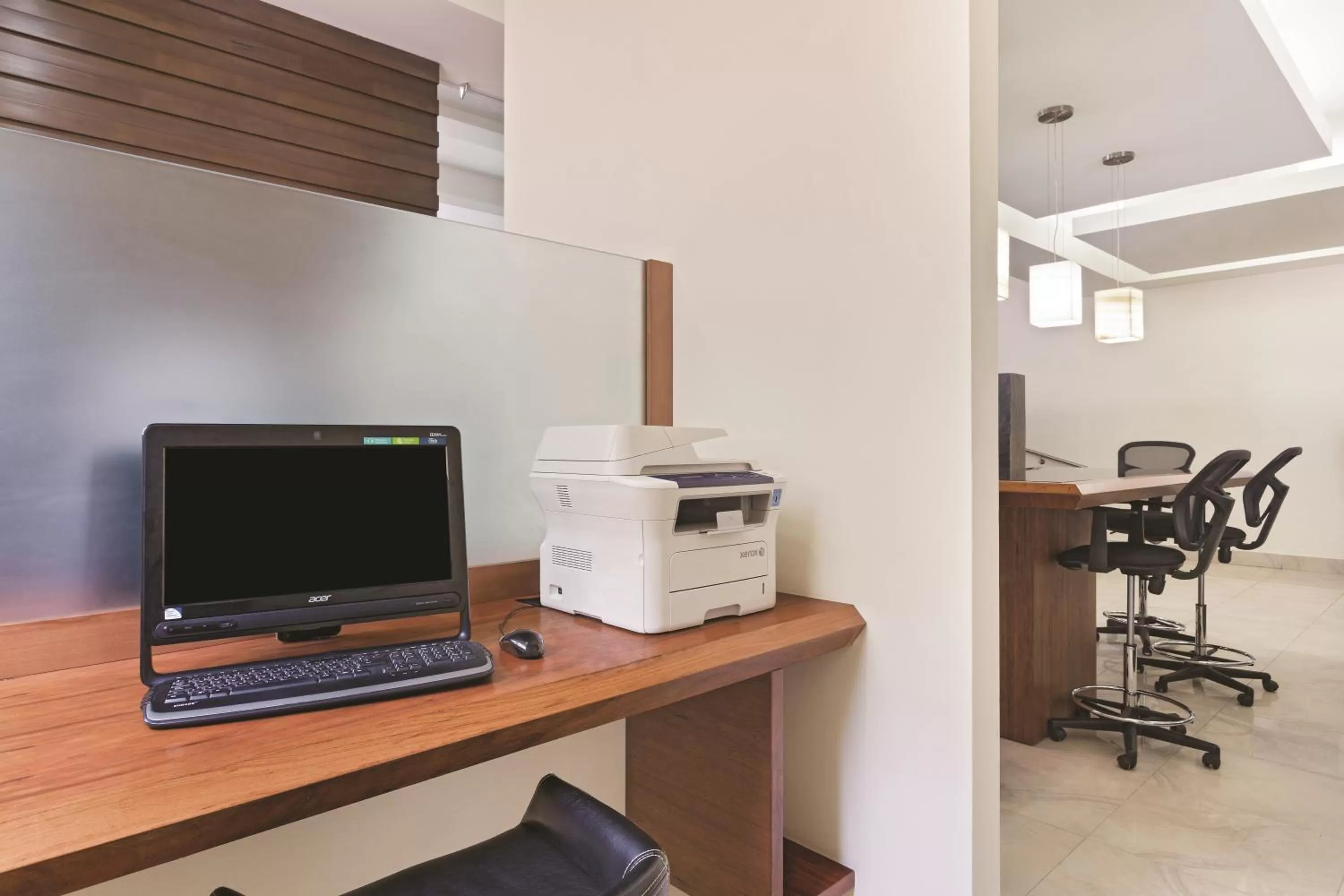 Business facilities in Wyndham Garden Cancun Downtown
