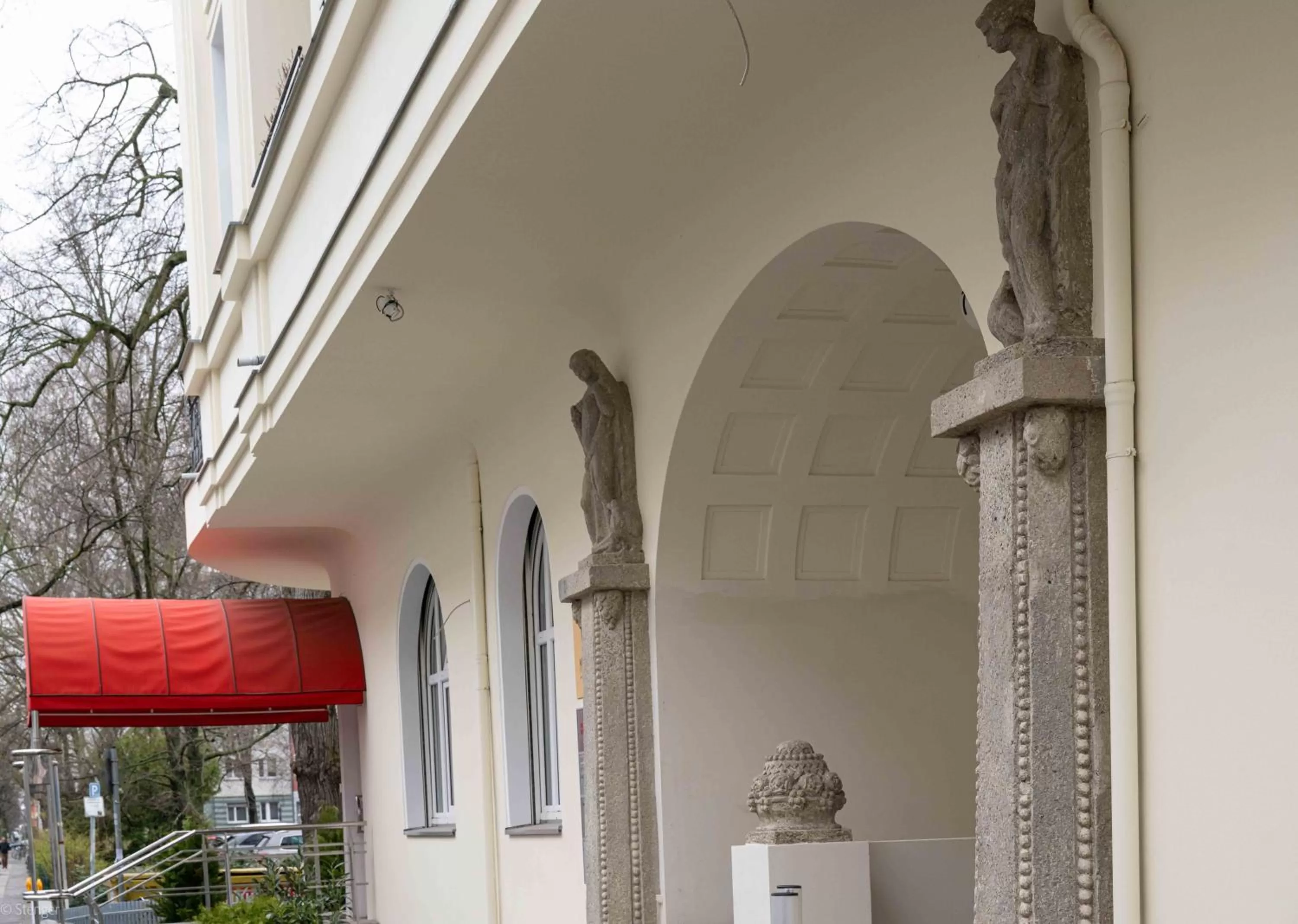 Property building in Mr(s)STiL Design Apartments