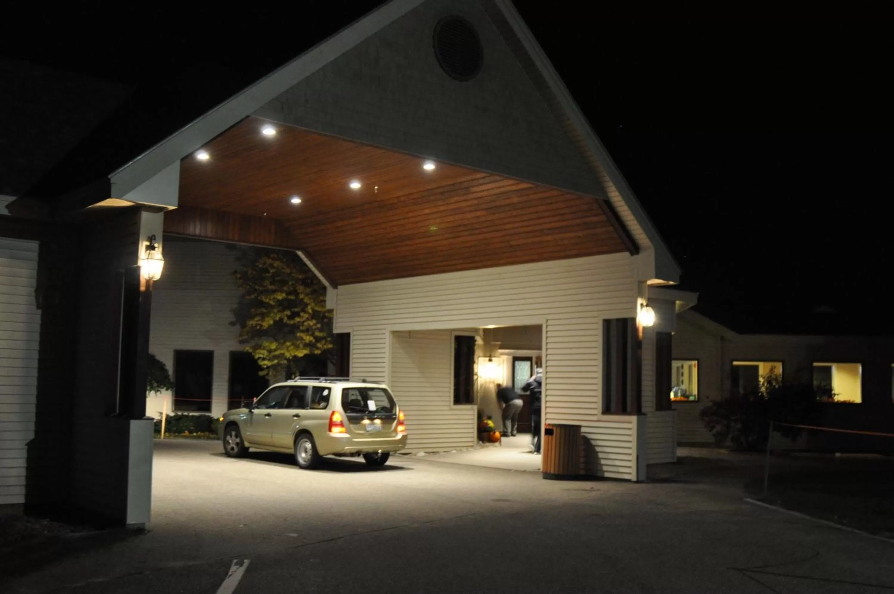 Facade/entrance in Fox Ridge Resort