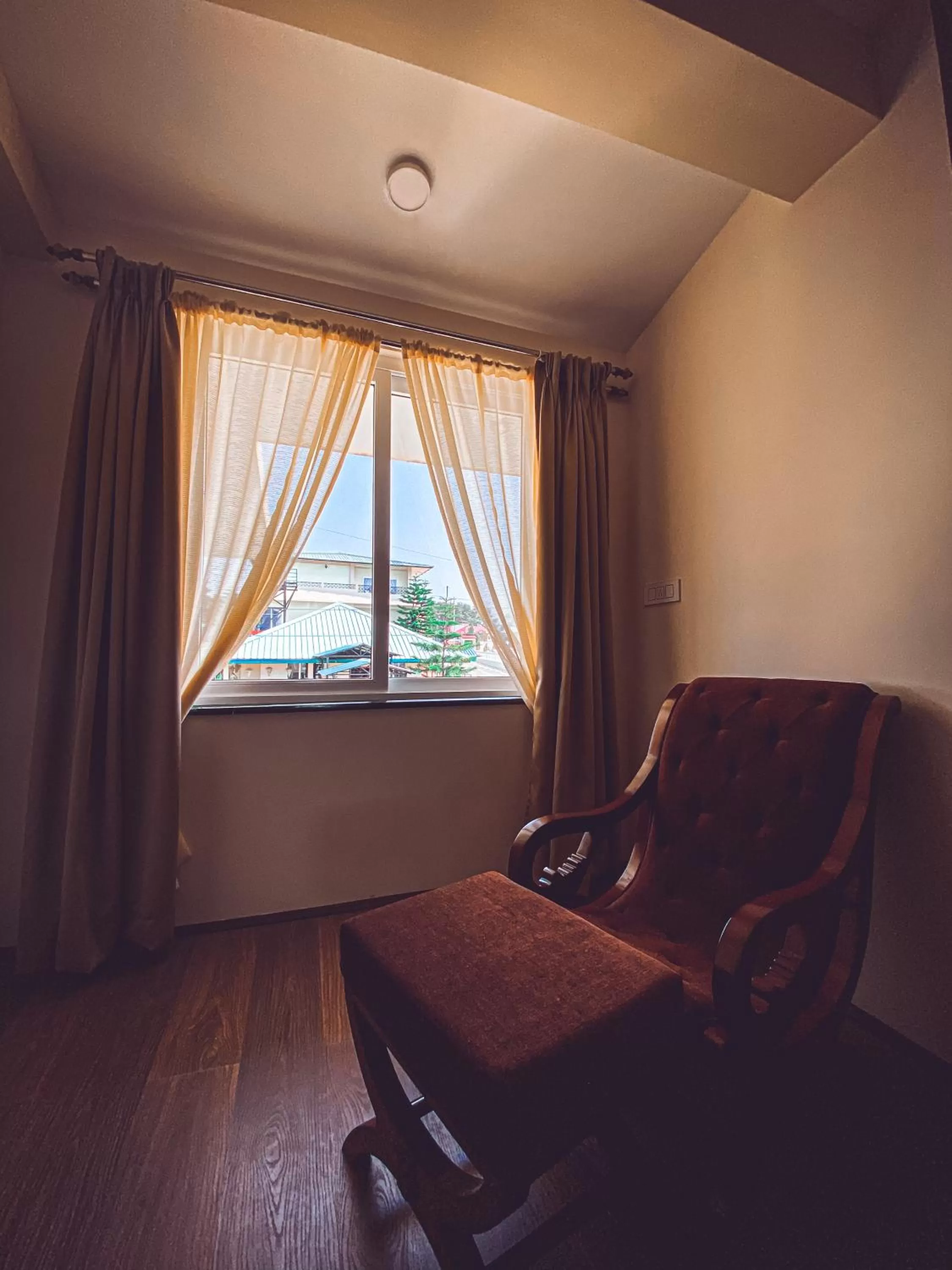 Seating Area in Windermere Inn