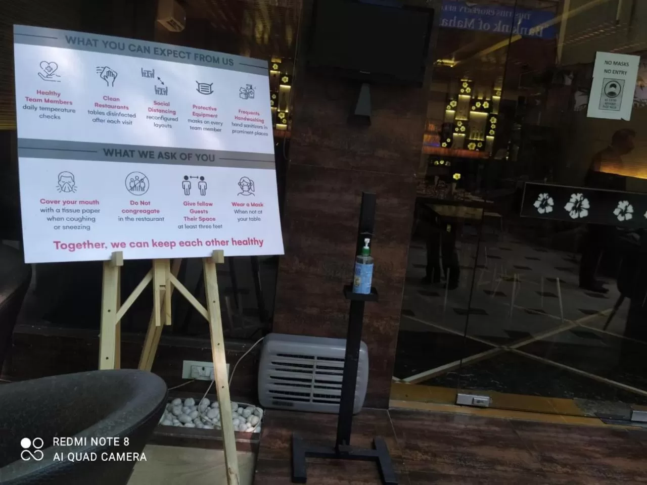 Lounge or bar in Hotel Plaza