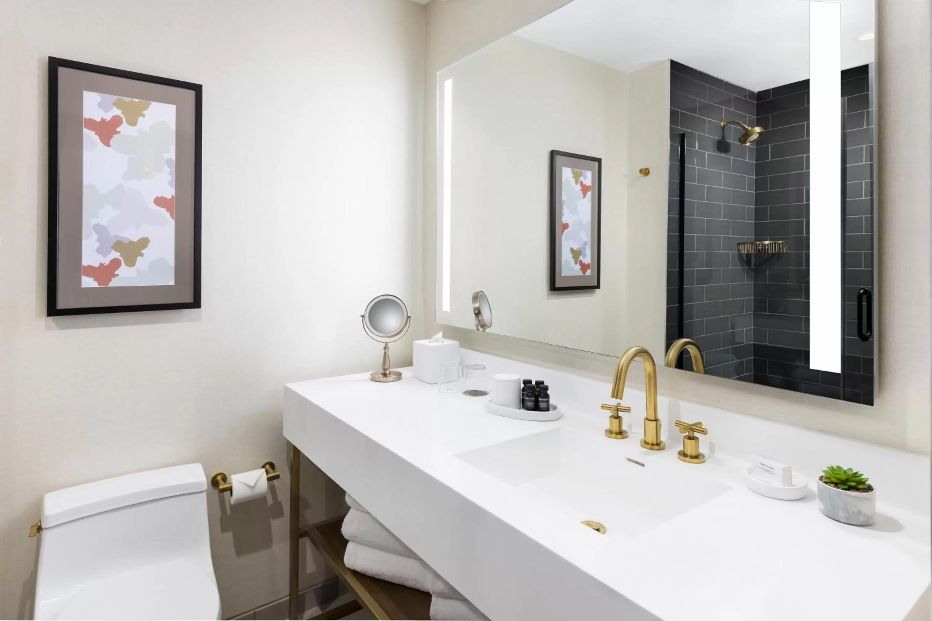 Bathroom in The MC, Autograph Collection