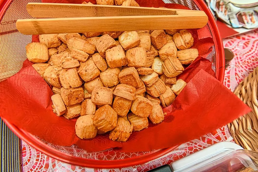 Breakfast in Hotel des Alpes Bulle center