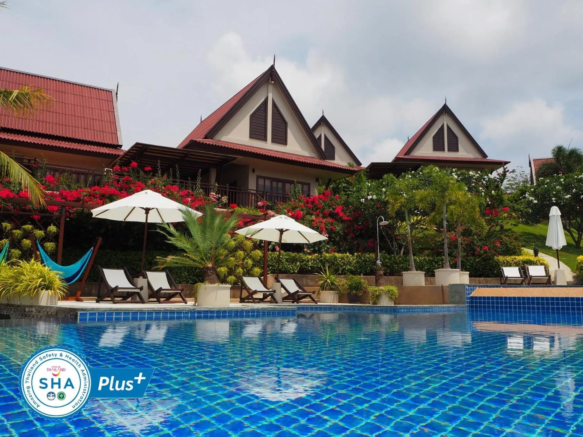 Swimming pool in Baan KanTiang See Villas - SHA Extra Plus