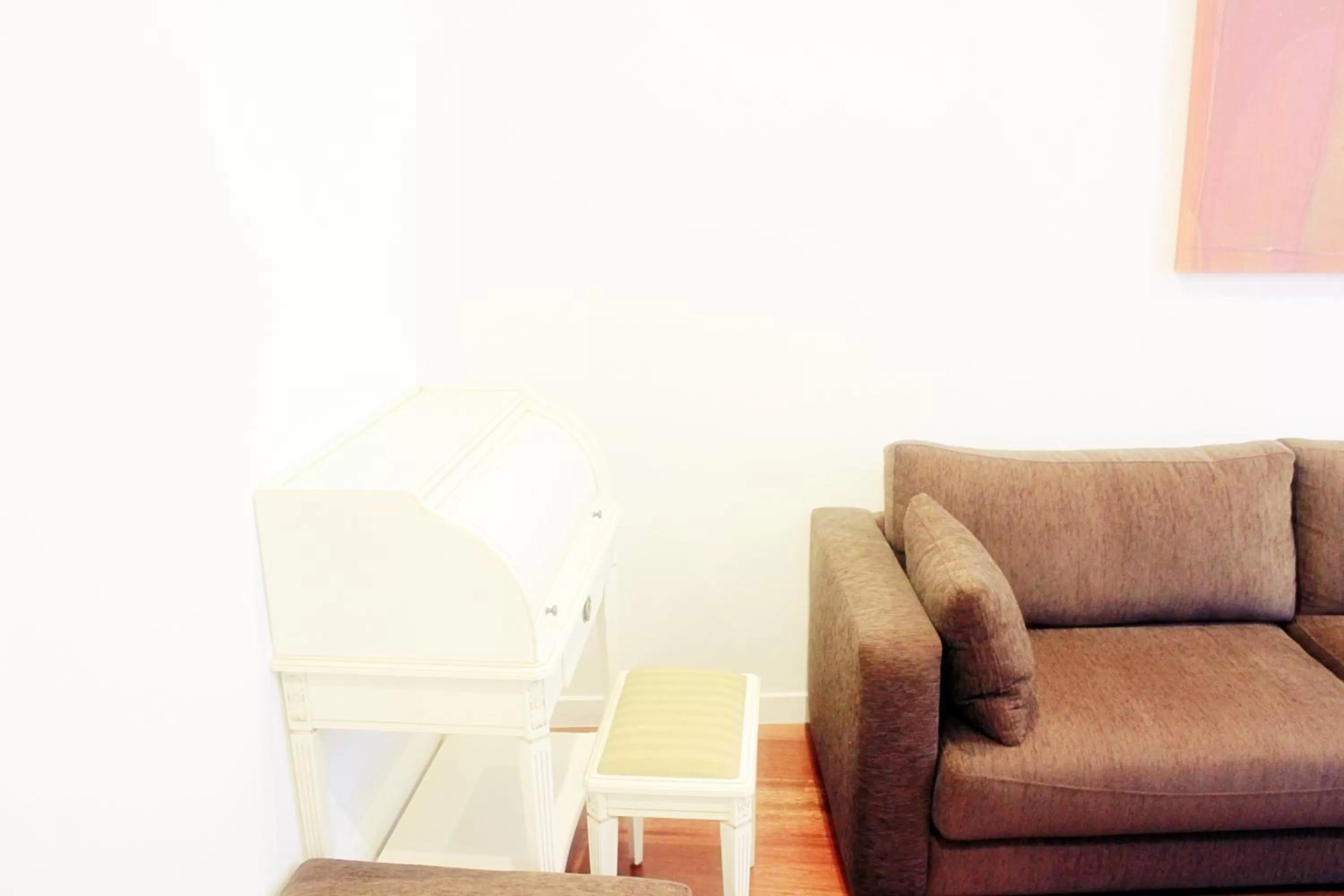 Seating area in Casa Urbana Suites