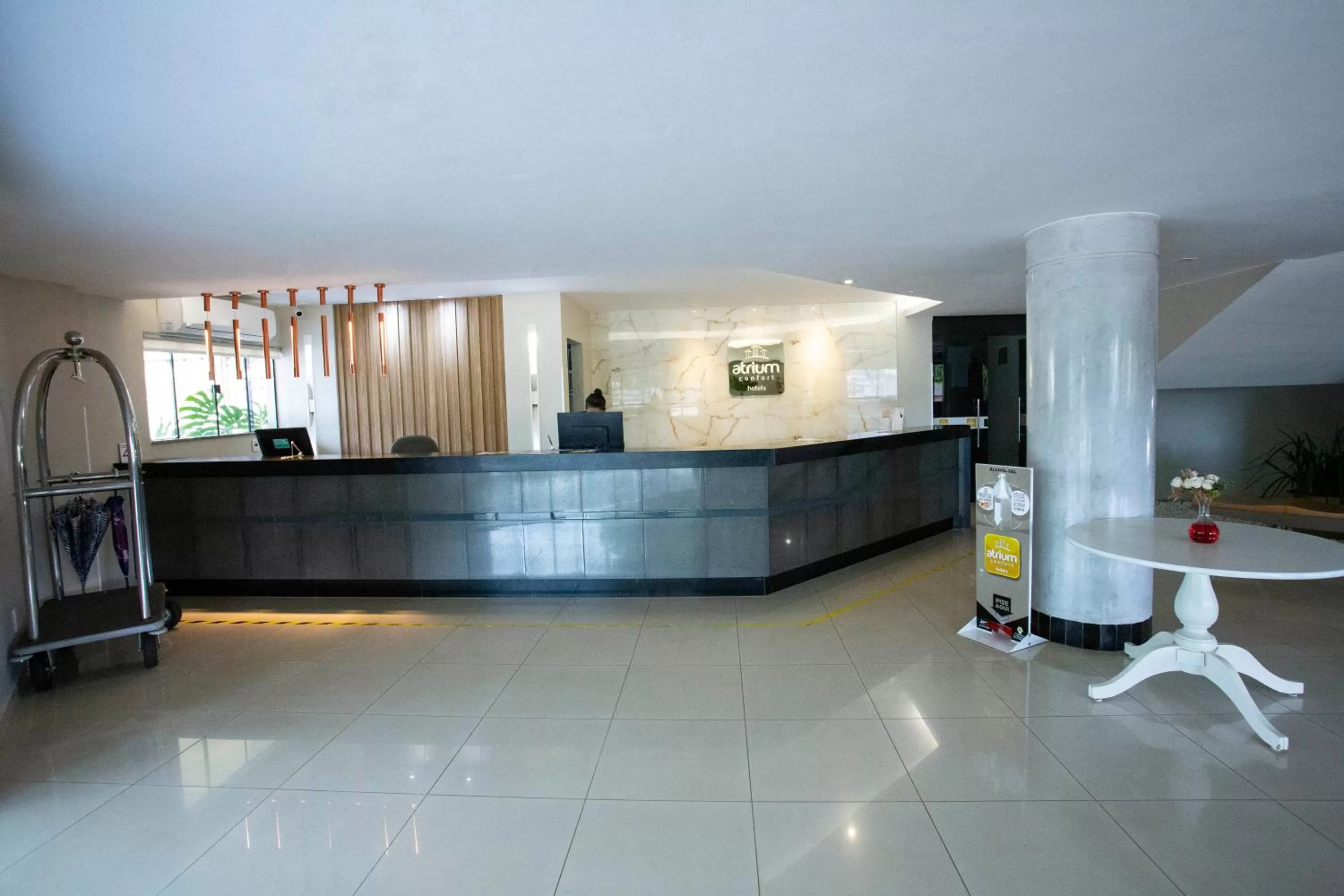 Lobby or reception in Atrium Confort Hotels