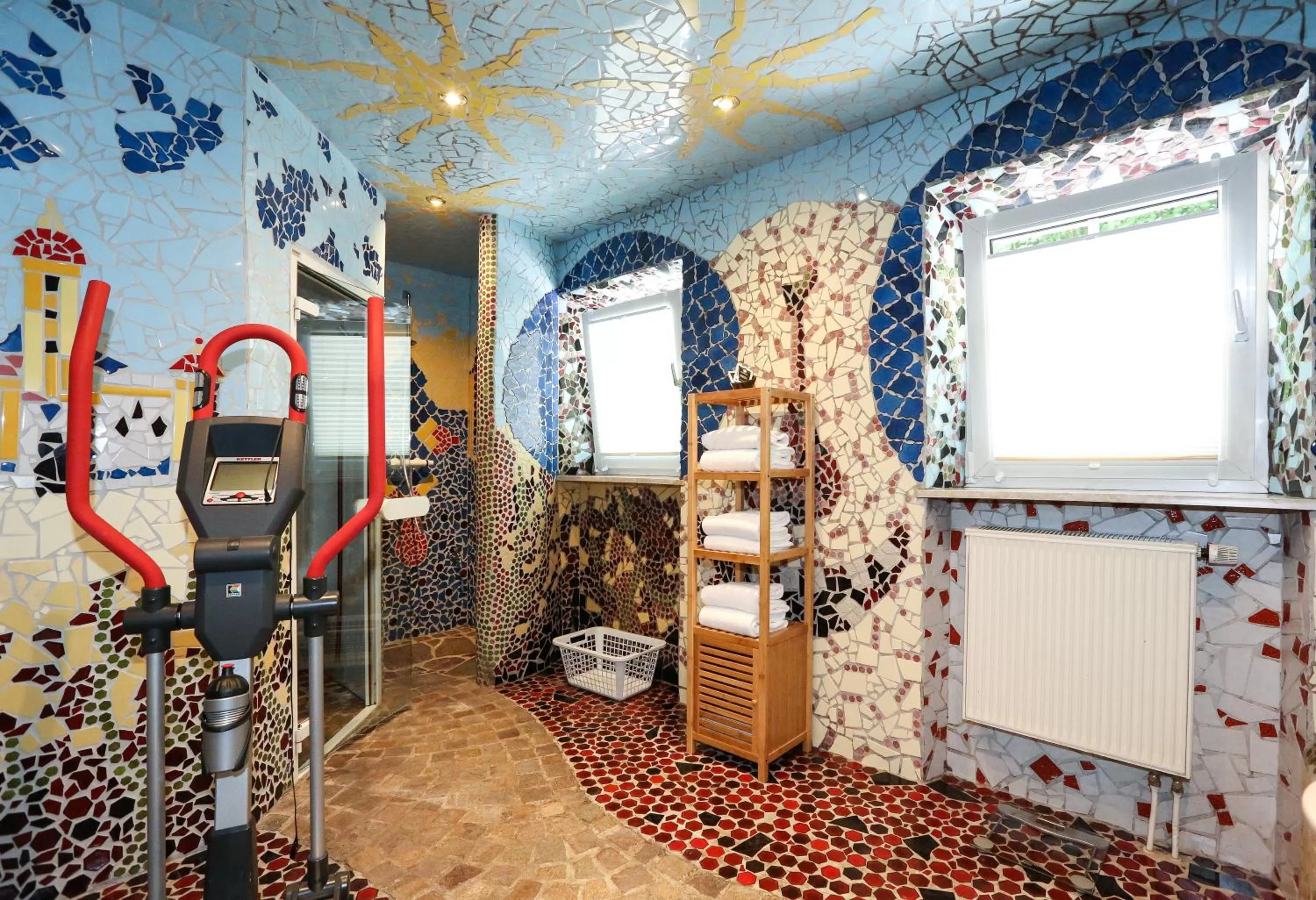 Steam room in Arthotel ANA Goggl