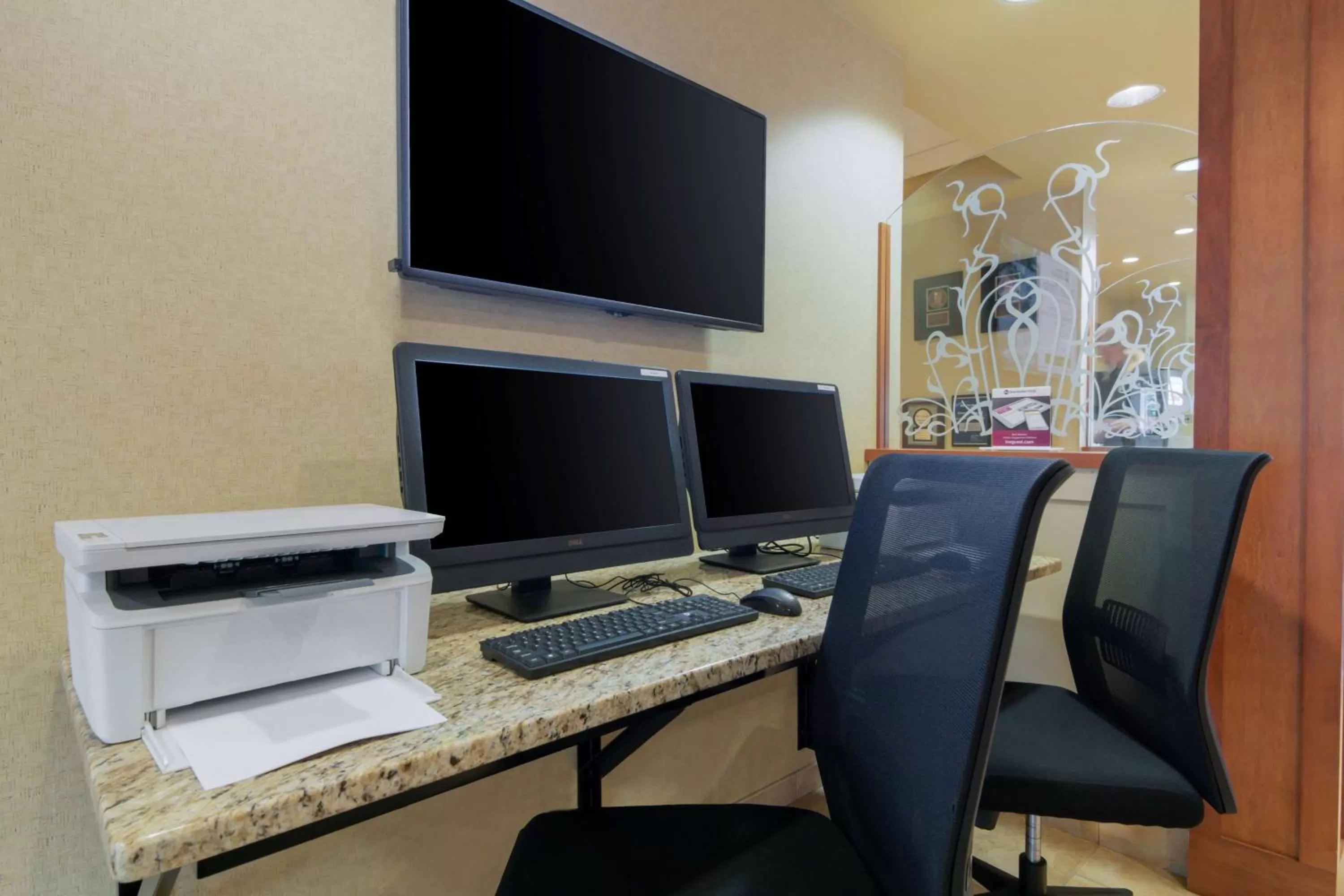 Business facilities in Best Western PLUS Chemainus Inn
