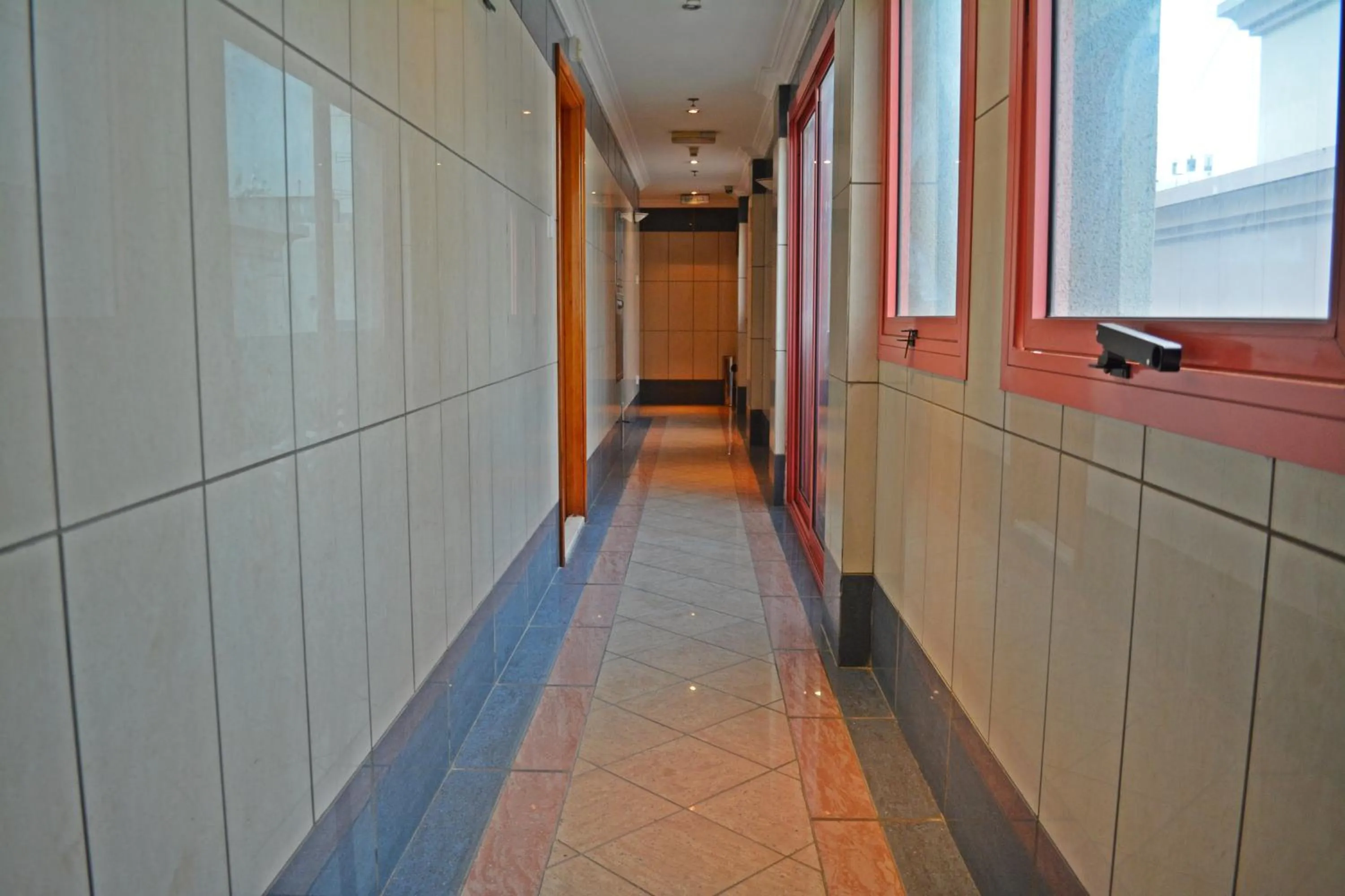 Other in Queens Hotel Next Sabkha Bus Station