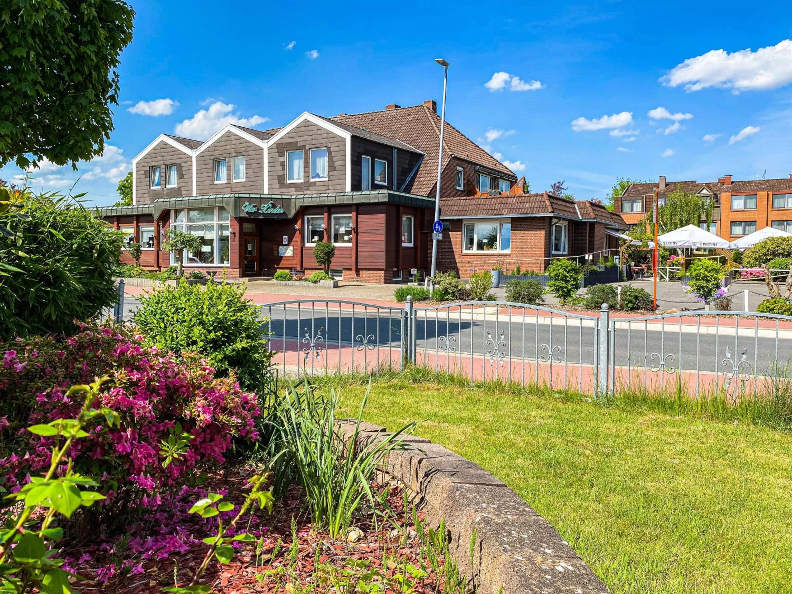 Property building in Hotel-Restaurant Vier Linden