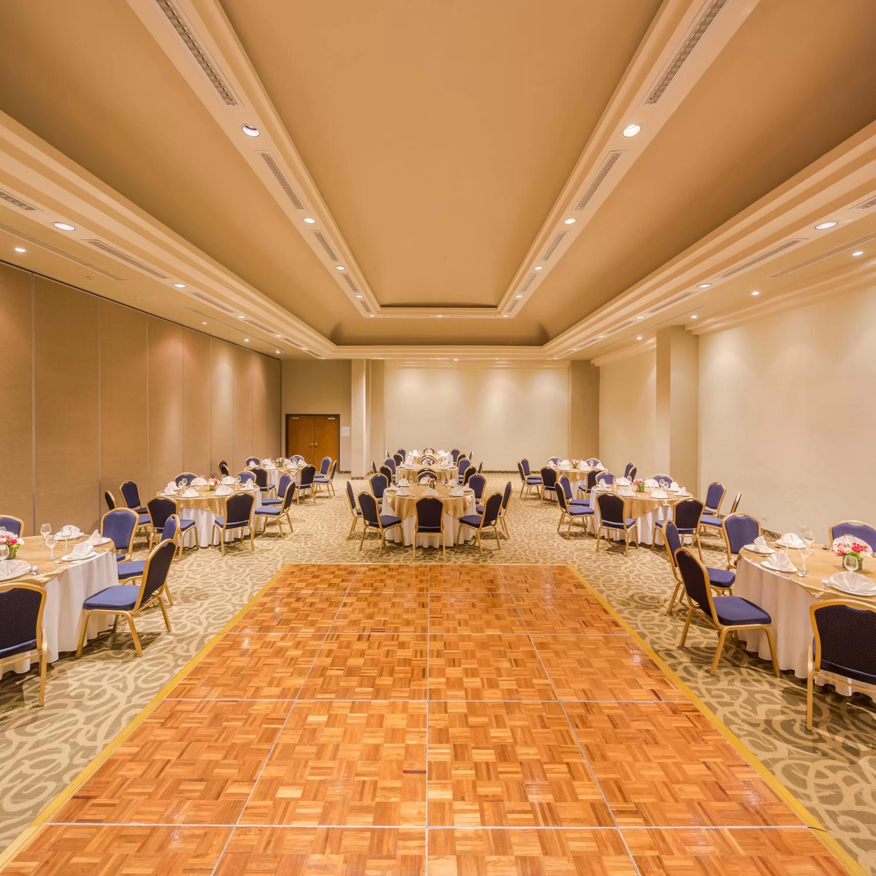 Business facilities in Crowne Plaza Monterrey Aeropuerto by IHG