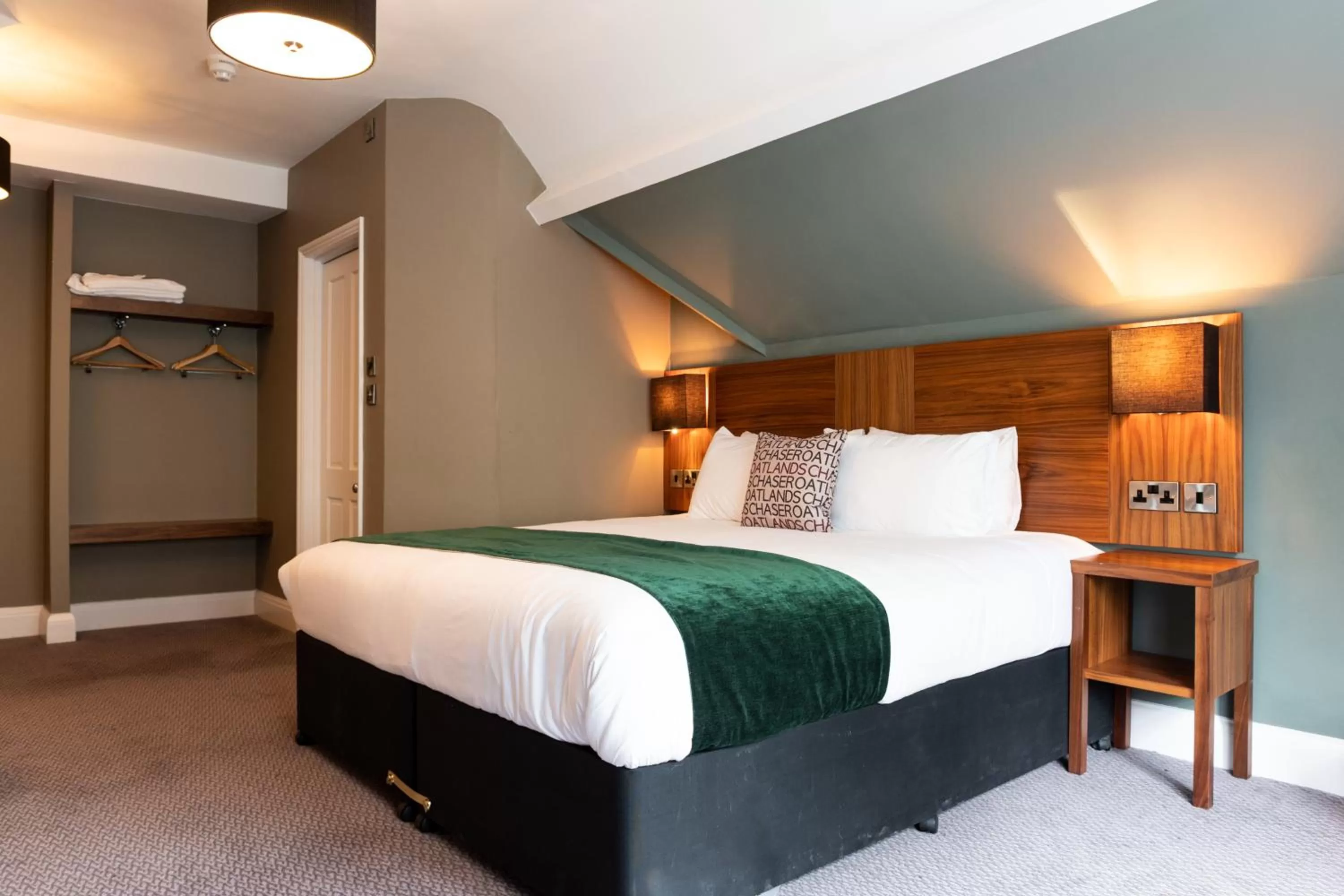 Bed in The Oatlands Chaser by Innkeeper's Collection