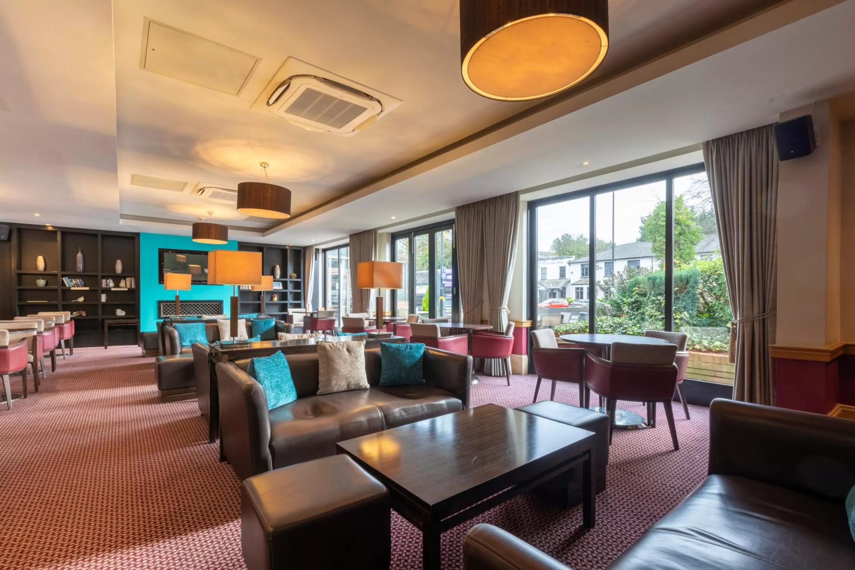 Lounge or bar in Birmingham Strathallan Hotel, BW Signature Collection