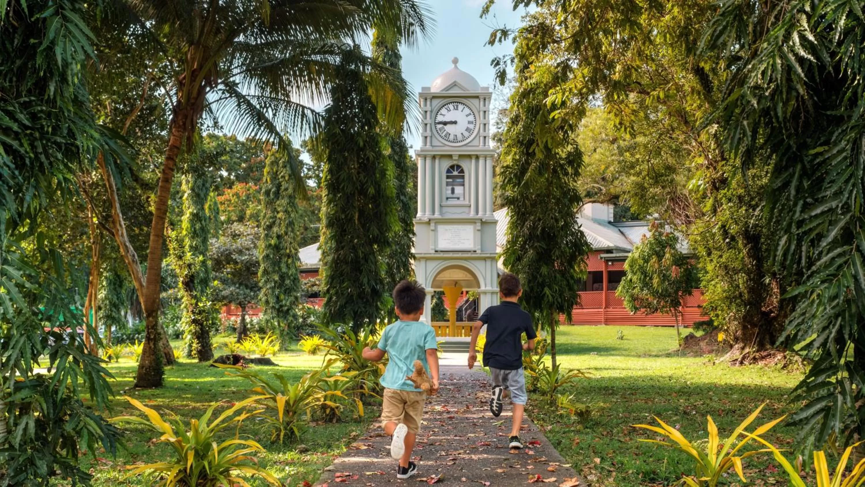 Area and facilities in Grand Pacific Hotel