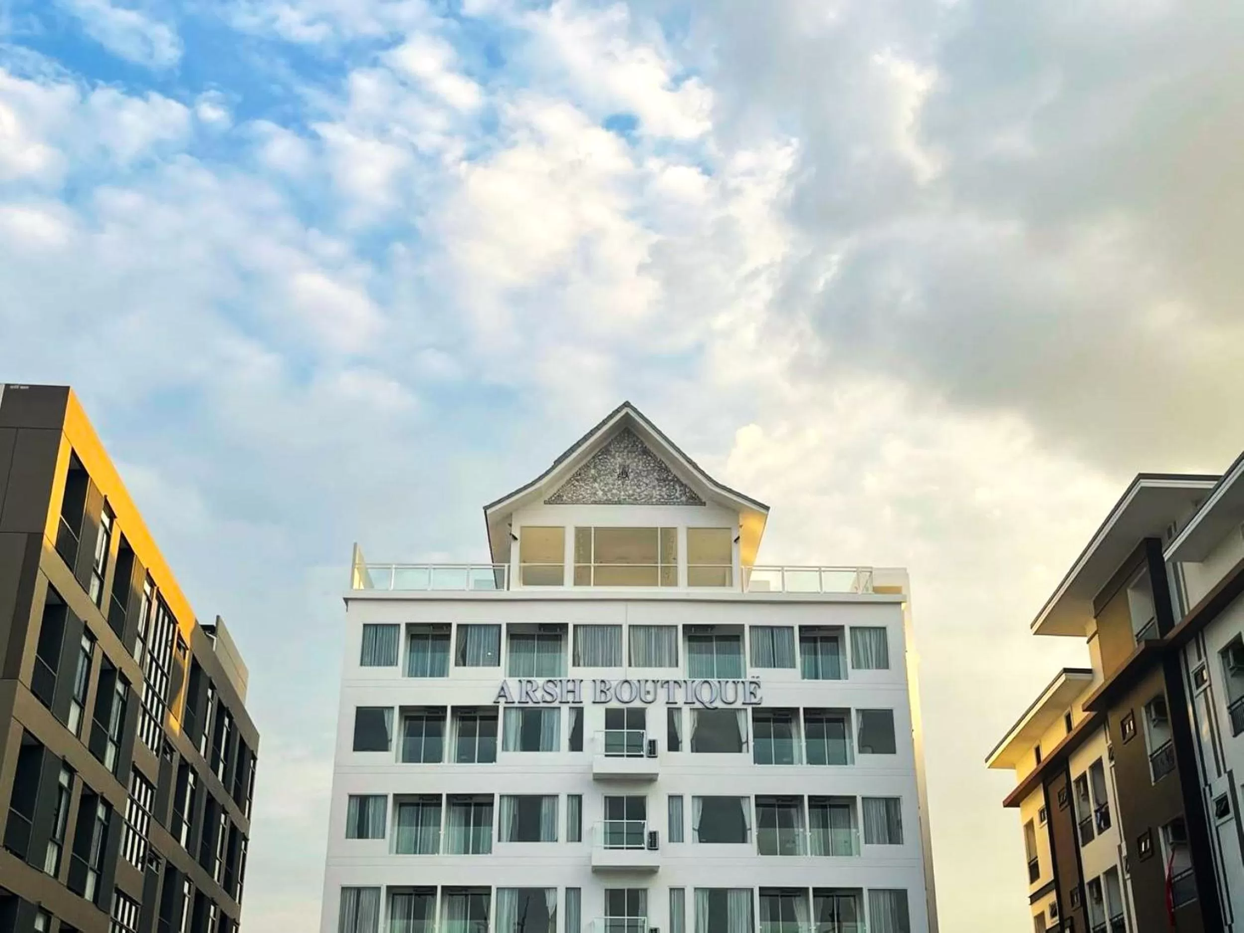 Property building in Arsh Boutique Hotel