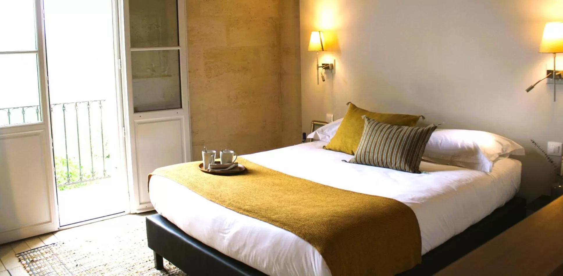 Double Room with Balcony in Château Bonalgue - Pomerol