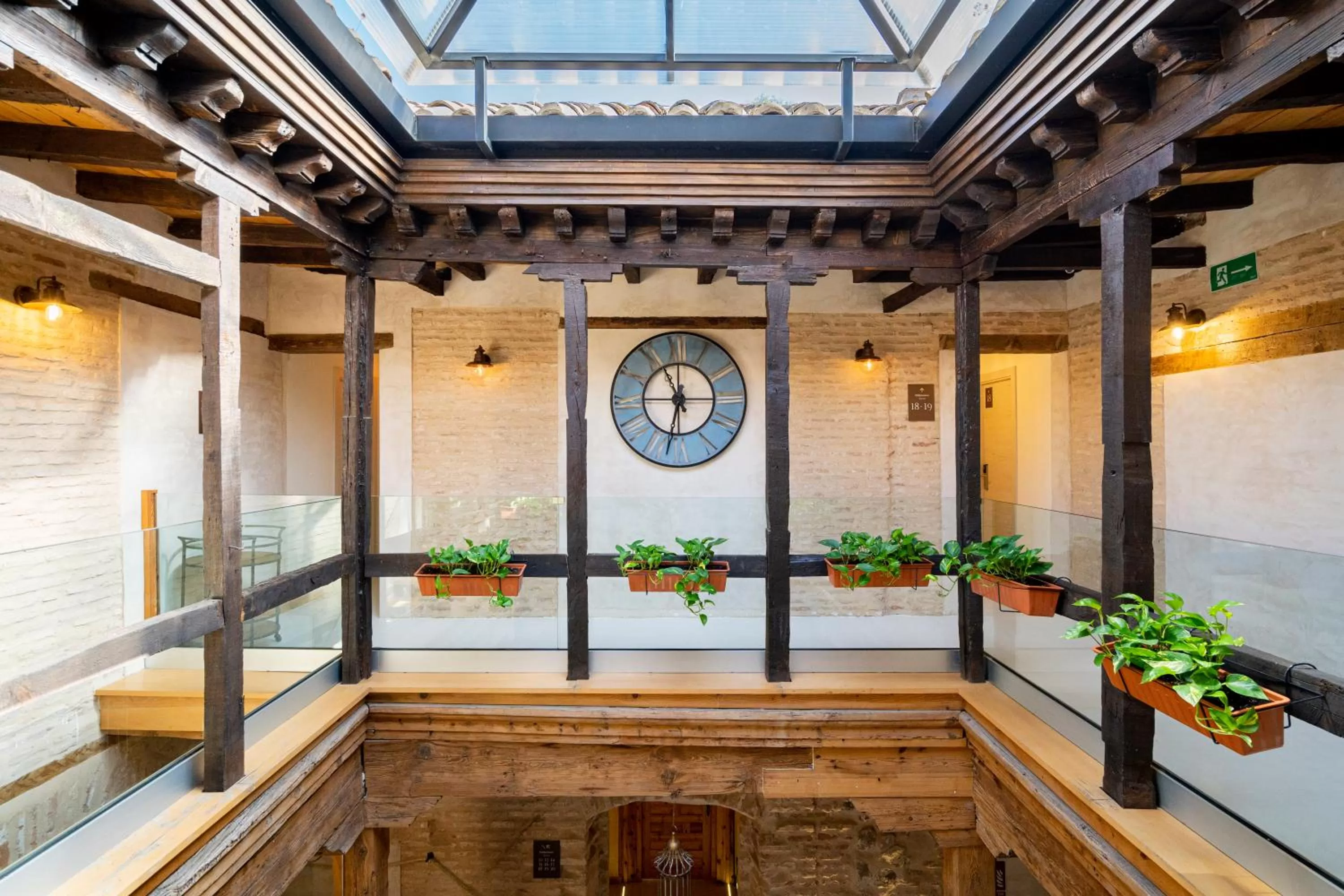 Patio in Dobo Azacanes Hostal