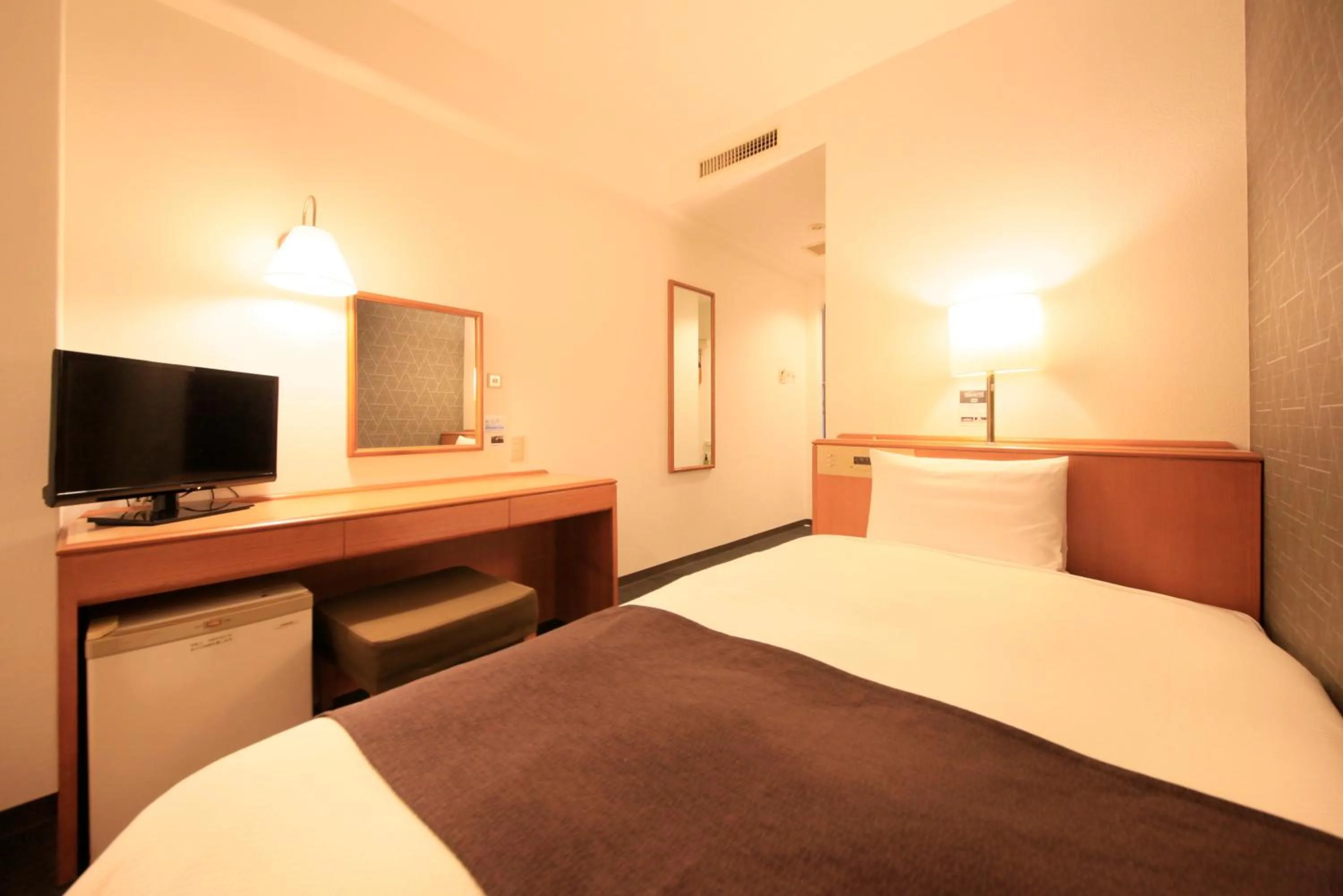 Photo of the whole room, Bed in Smile Hotel Tokyo Ayase Ekimae