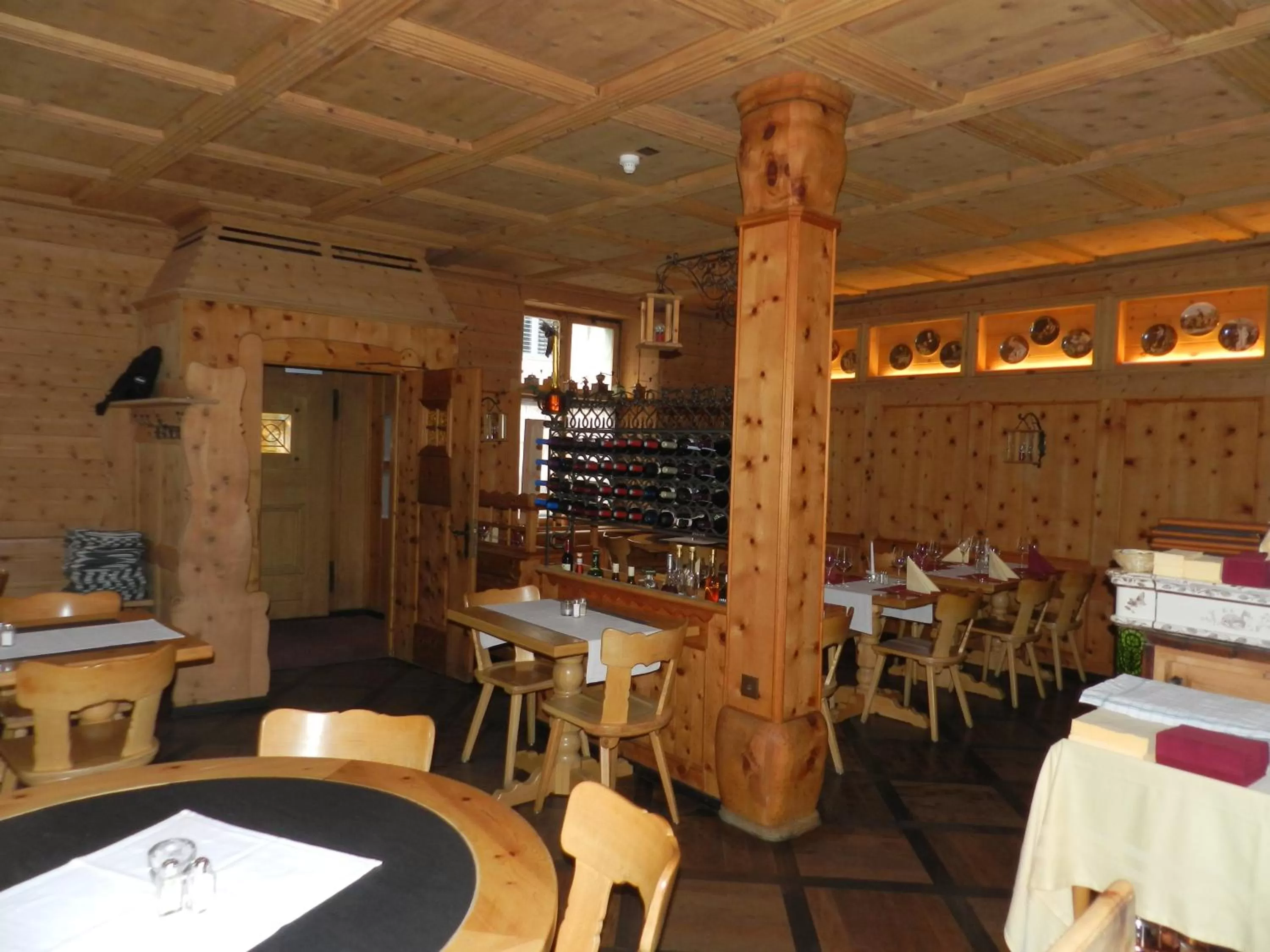 Restaurant/places to eat in Hotel Franziskaner