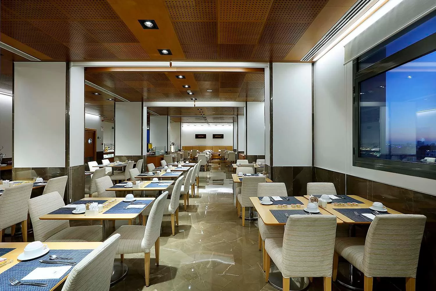 Restaurant/places to eat in Eurostars Gran Valencia